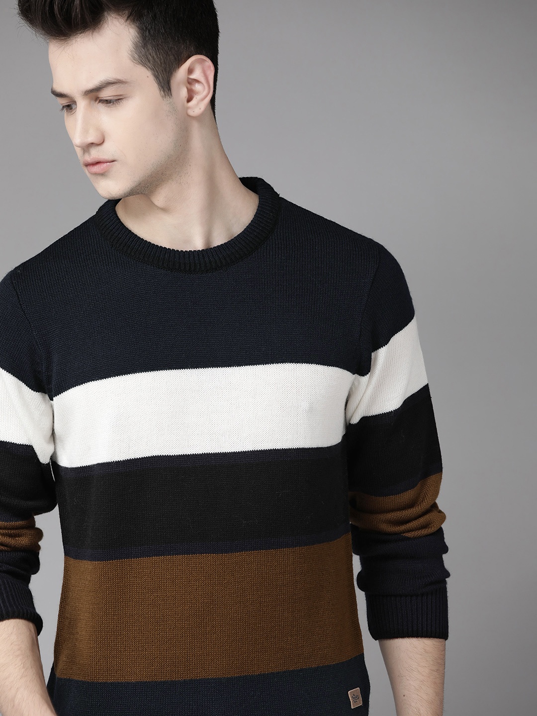 

Roadster Men Navy Blue & White Colourblocked Pullover Sweater