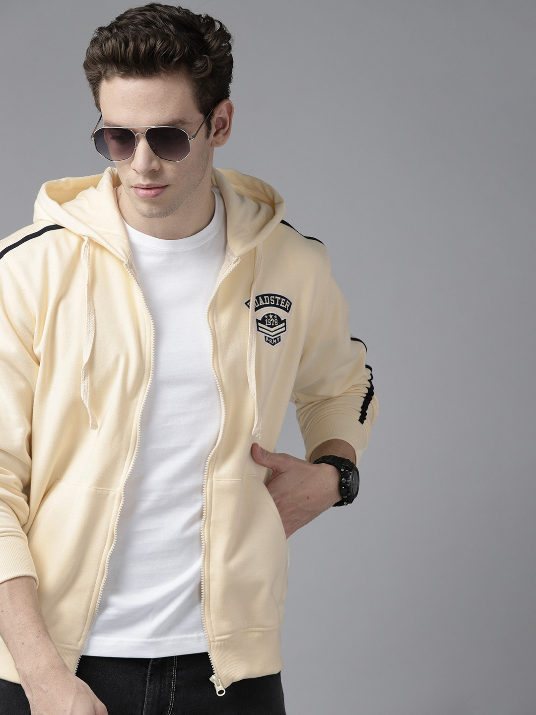 

Roadster Men Cream-Coloured Solid Hooded Sweatshirt