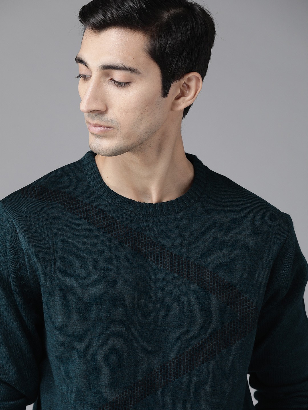 

Roadster Men Navy Self Design Pullover, Navy blue