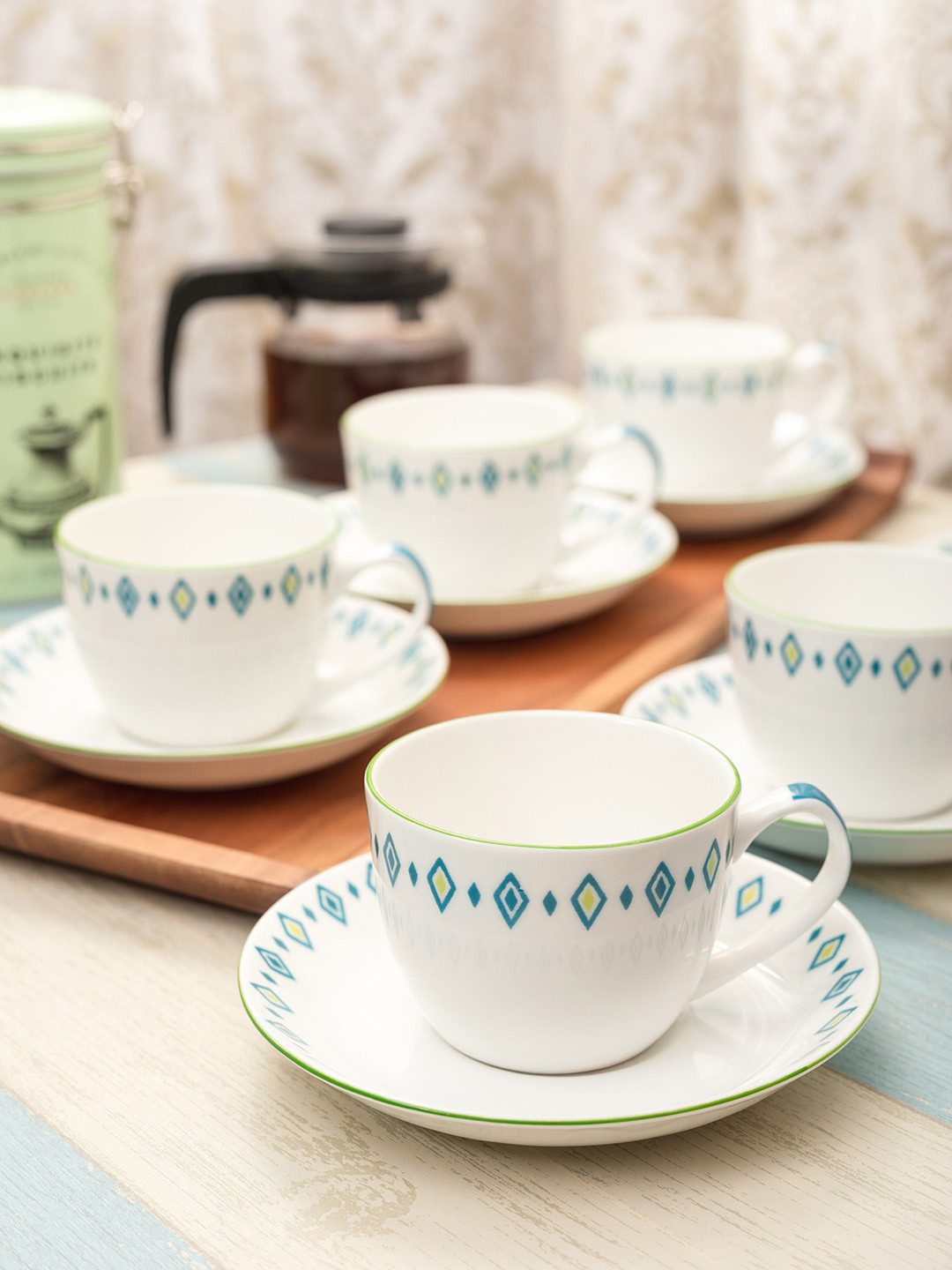 

GOODHOMES Set Of 6 White & Blue Delicate Border Design Bone China Cups & Saucers