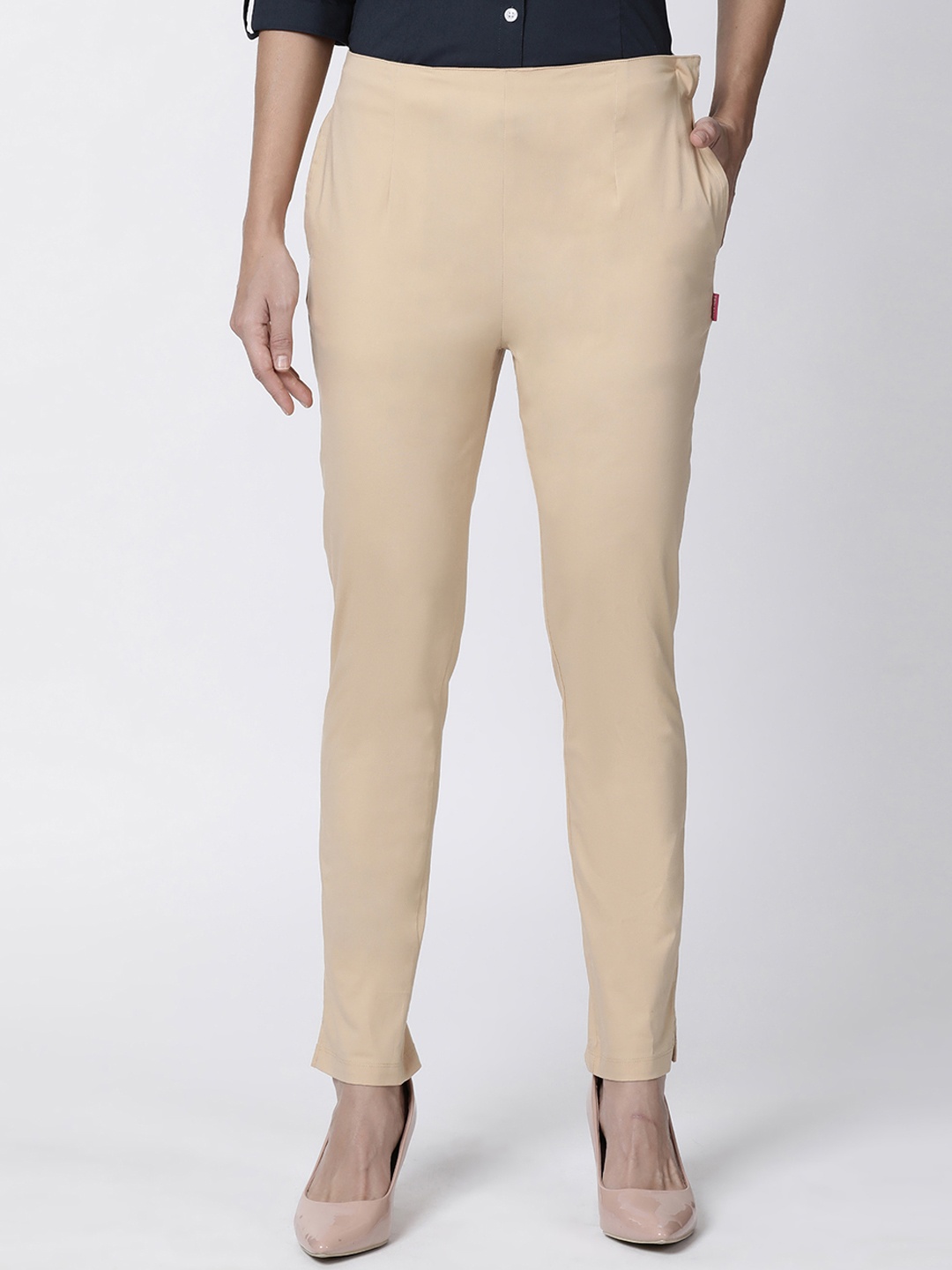 

TWIN BIRDS Women Beige Straight Fit Solid Regular Trousers