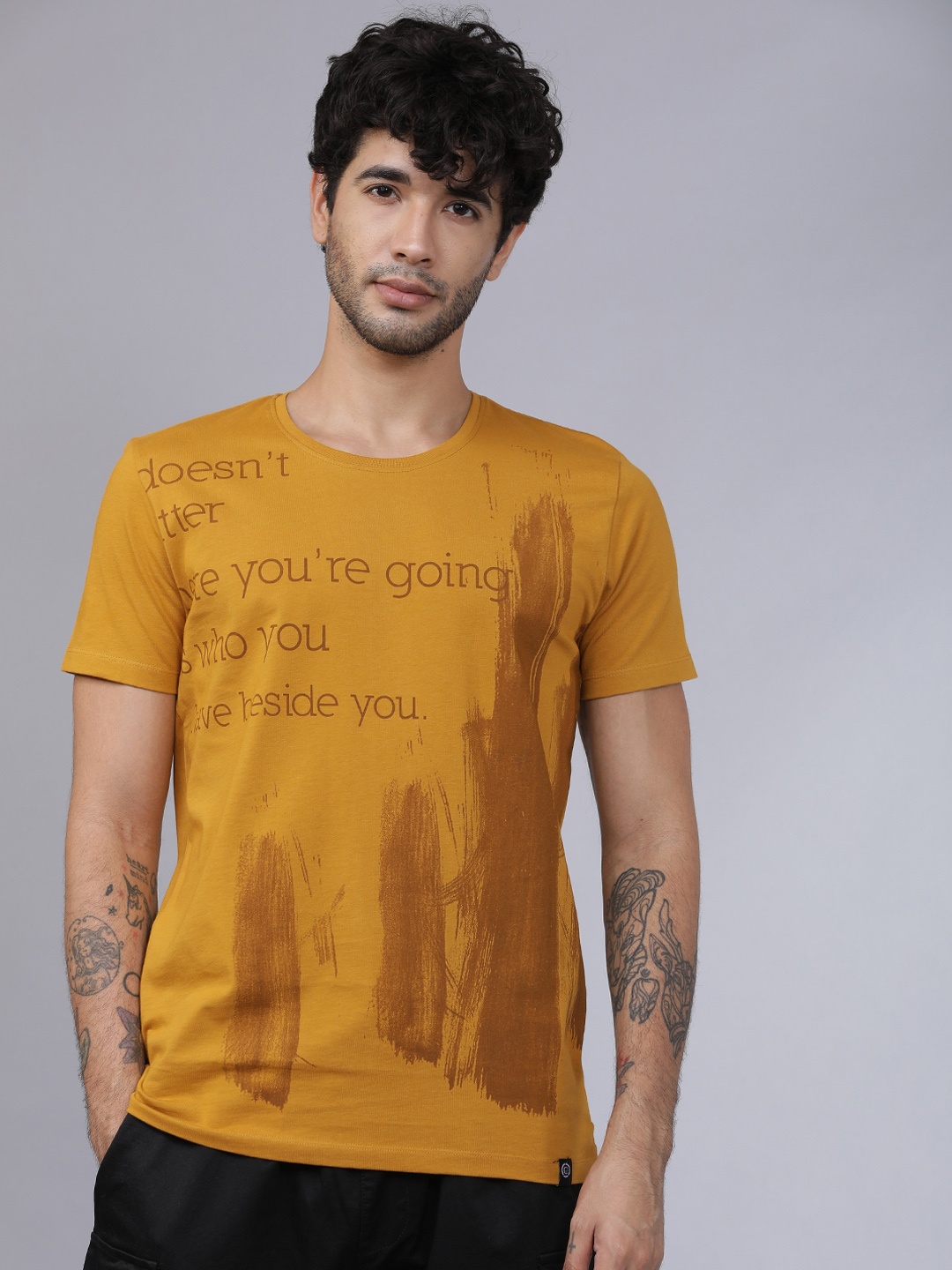 

LOCOMOTIVE Men Mustard Yellow Printed Round Neck T-shirt