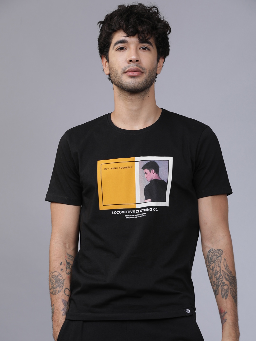 

LOCOMOTIVE Men Black Printed Round Neck T-shirt