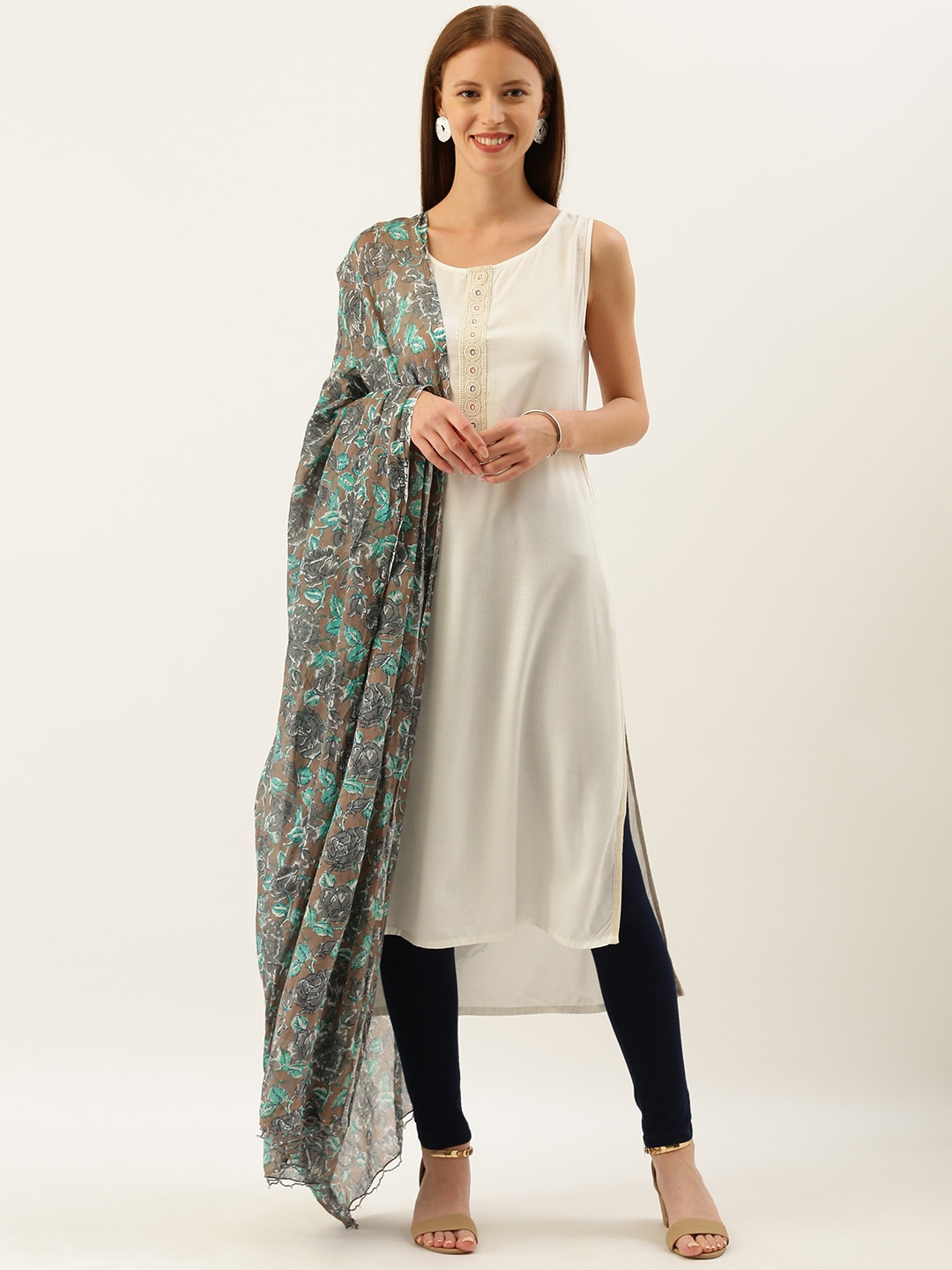 

Shaily Grey & Green Floral Printed Dupatta