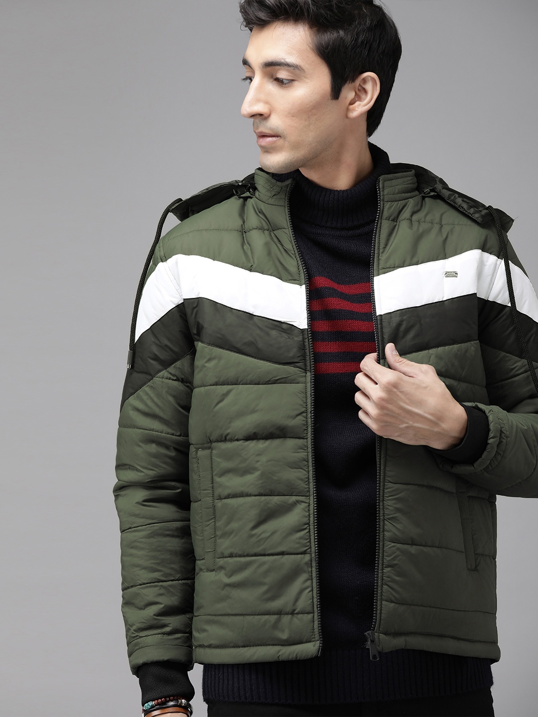 

Roadster Men Olive Green & White Striped Padded Jacket