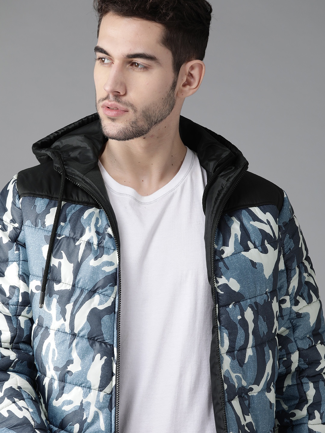 

Roadster Men Blue & White Camouflage Printed Hooded Jacket