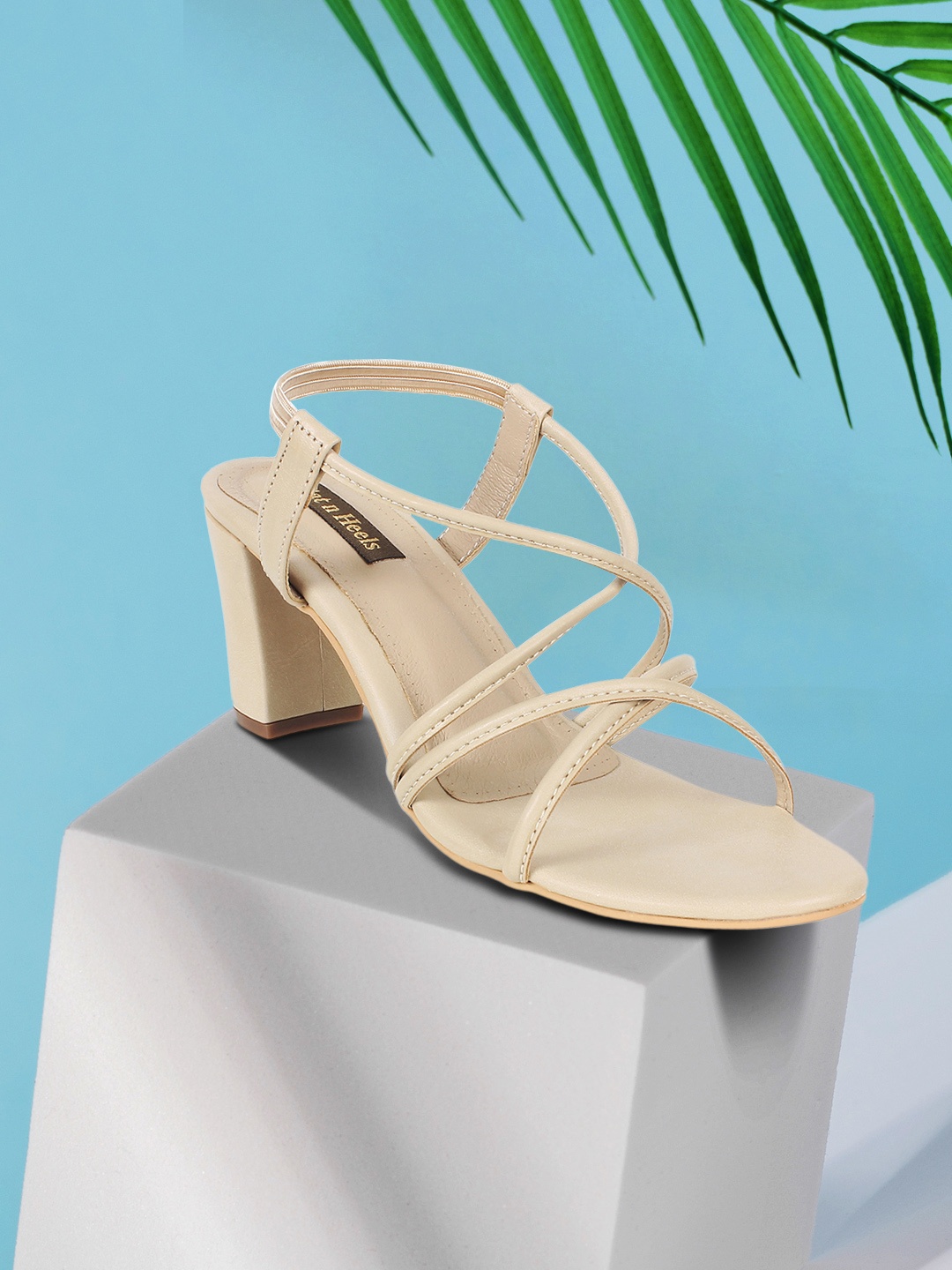 

Flat n Heels Women Beige Solid Block Heels