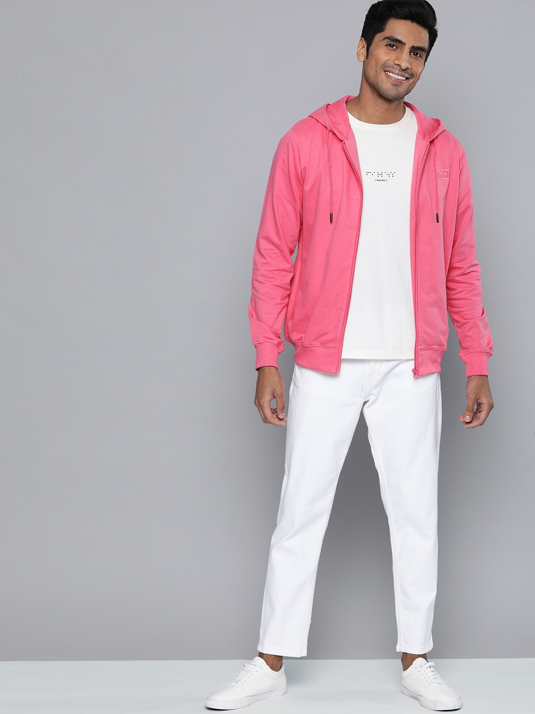

Mast & Harbour Men Pink Solid Hooded Sweatshirt