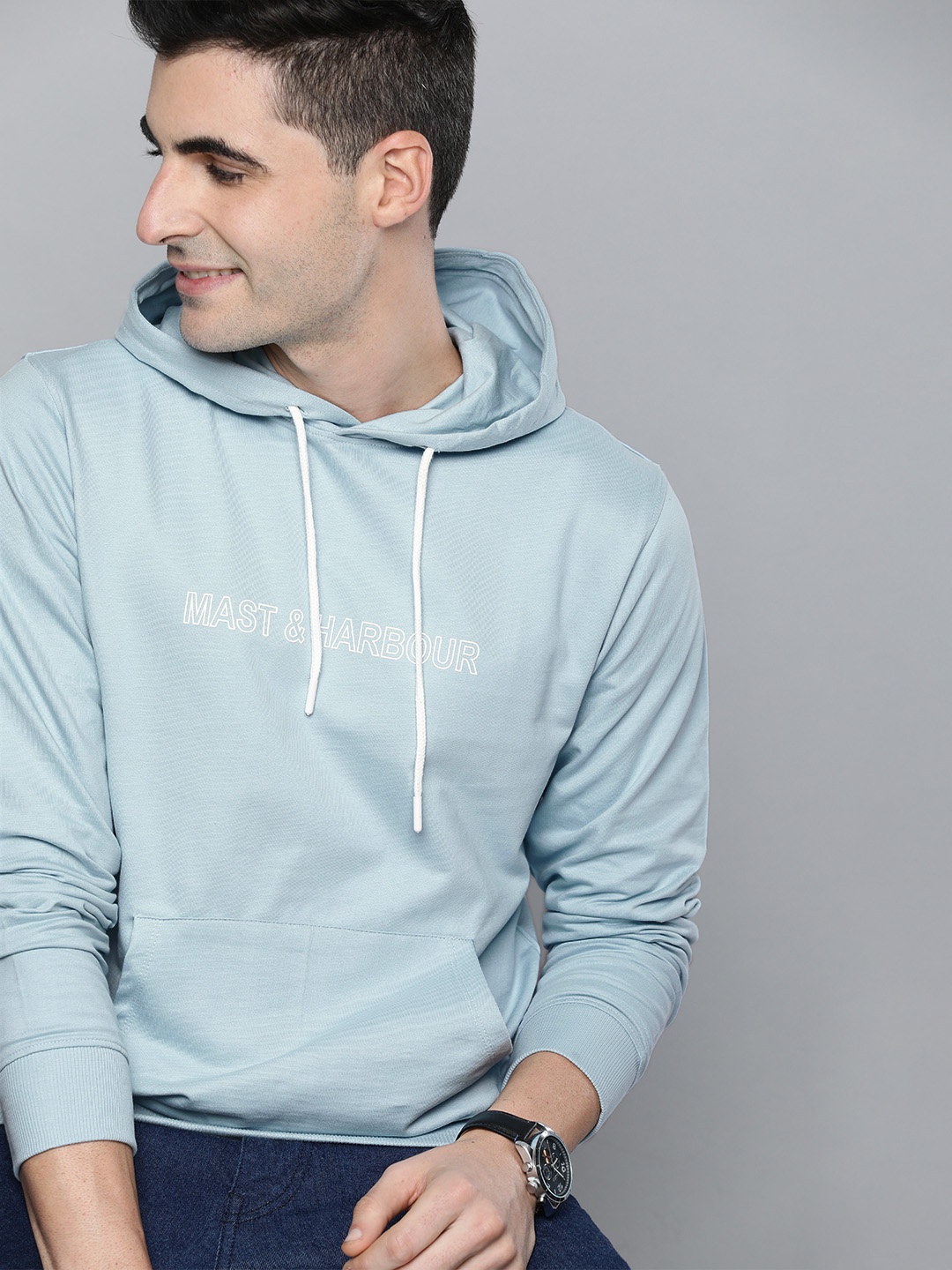 

Mast & Harbour Men Blue Printed Hooded Sweatshirt