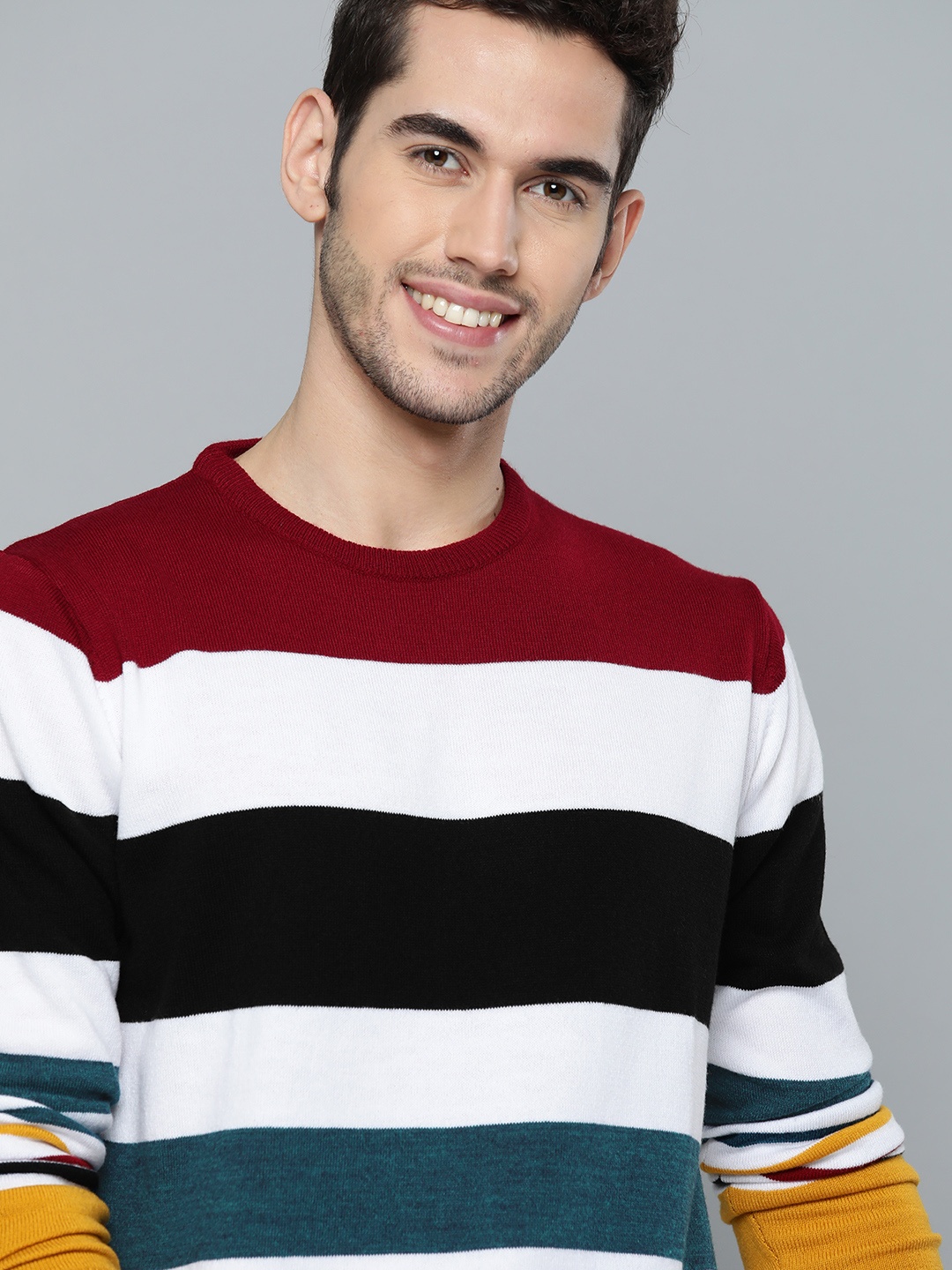 

Mast & Harbour Men White & Black Striped Pullover Sweater