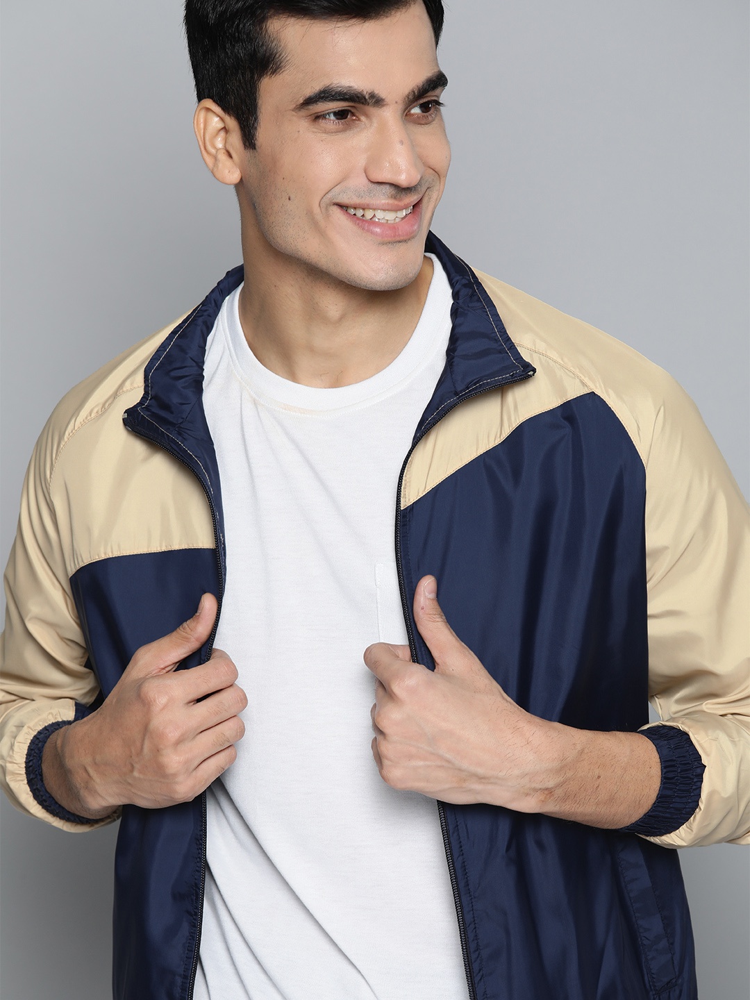 

Mast & Harbour Men Navy & Beige Colourblocked Lightweight Bomber Jacket, Navy blue