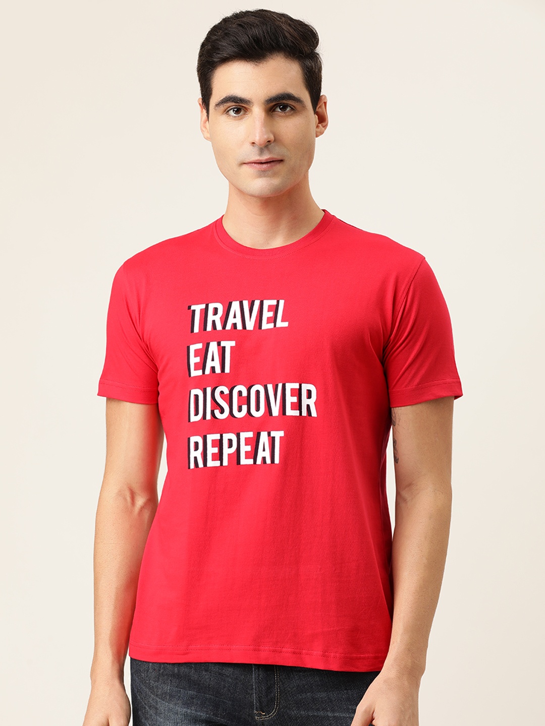 

BE AWARA Men Red Printed Round Neck Pure Cotton T-shirt