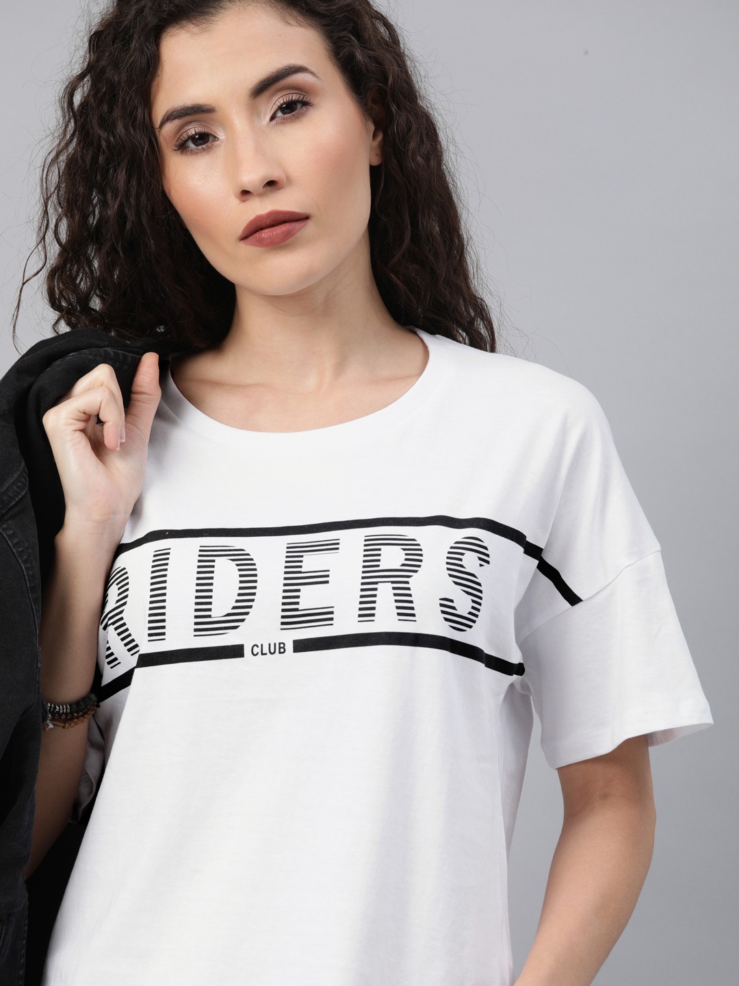 

Roadster Women White Printed Round Neck T-shirt