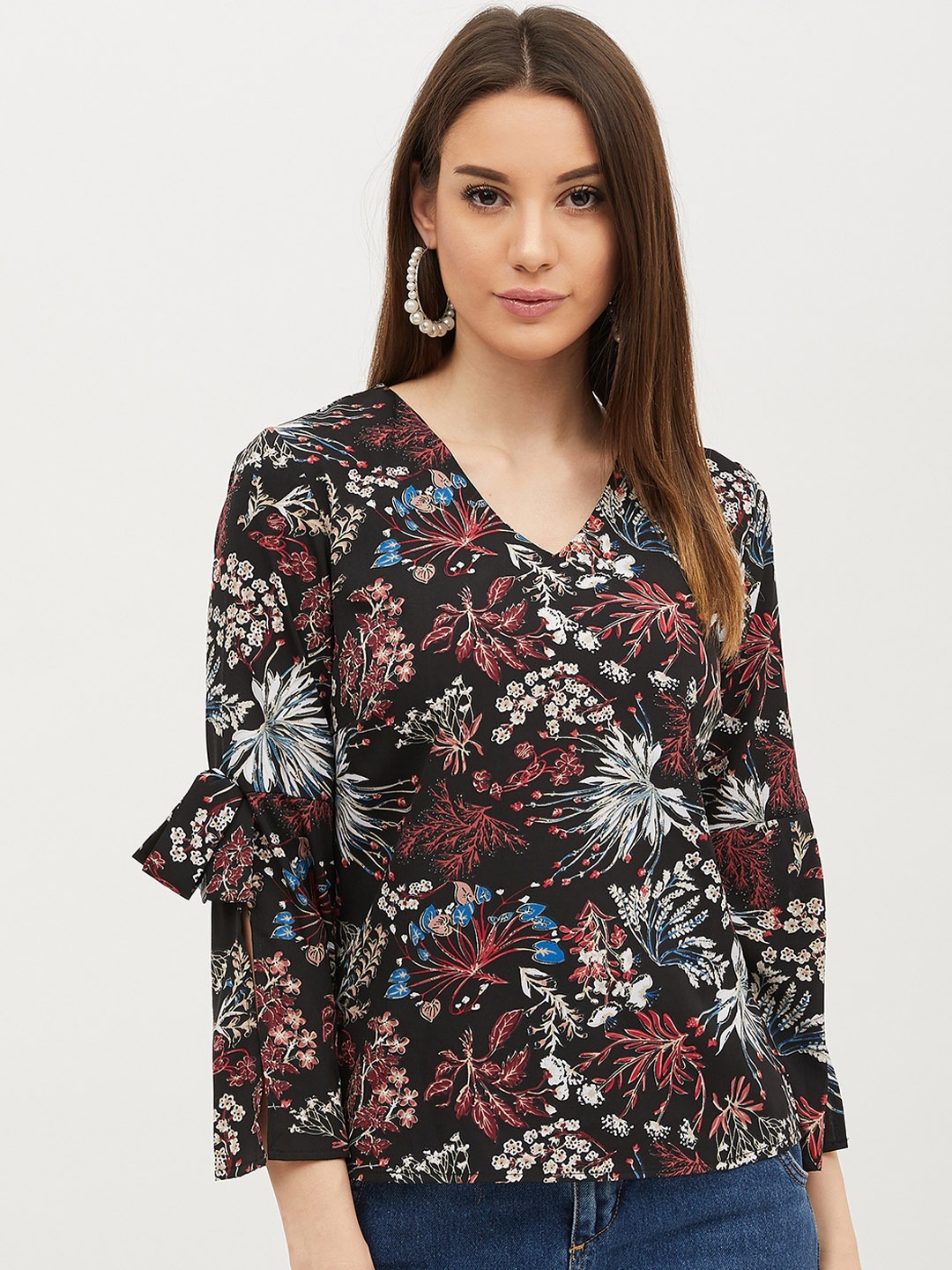 

Harpa Women Black Floral Printed Top