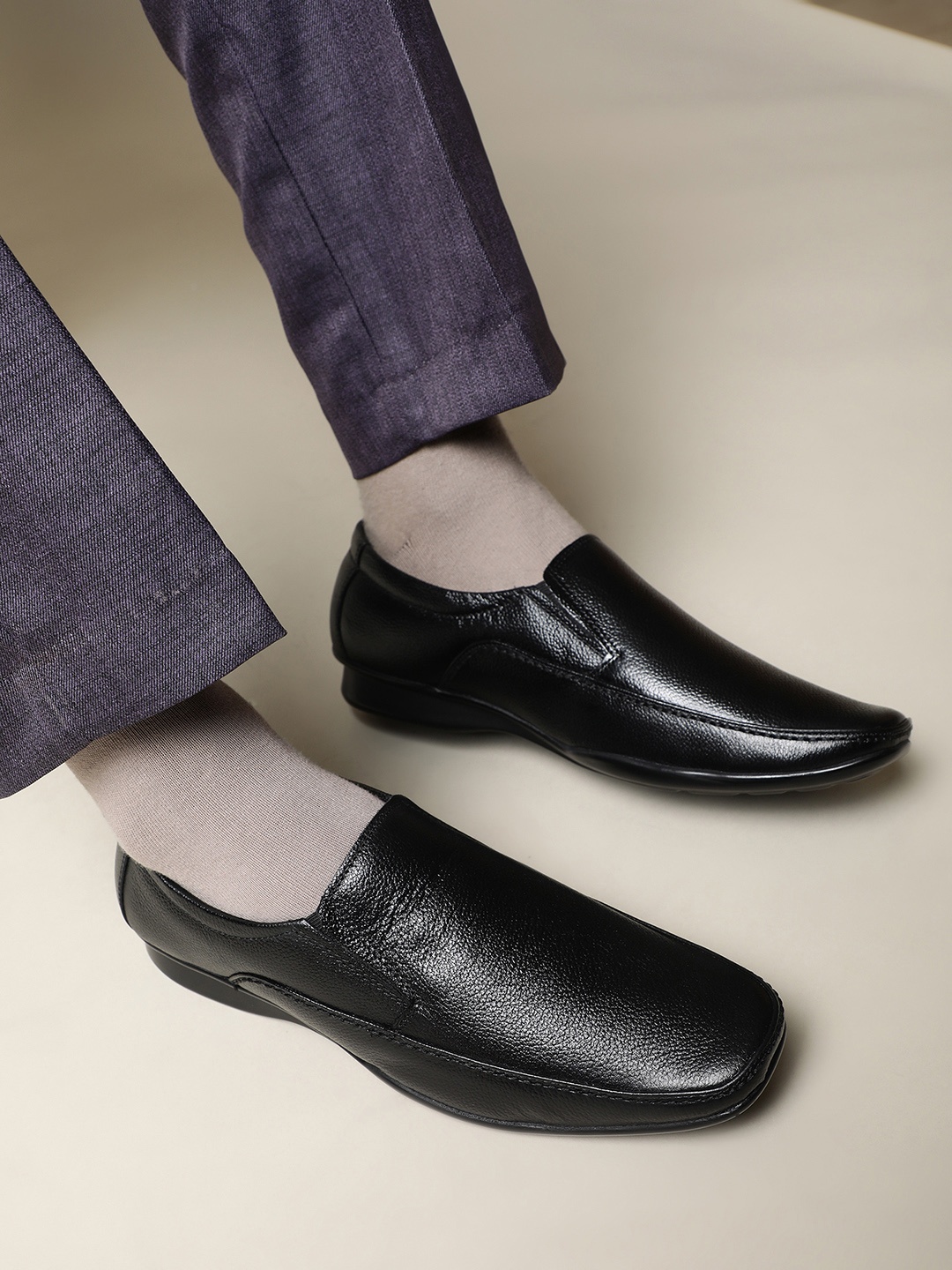

Liberty Men Black Textured Leather Formal Slip-Ons
