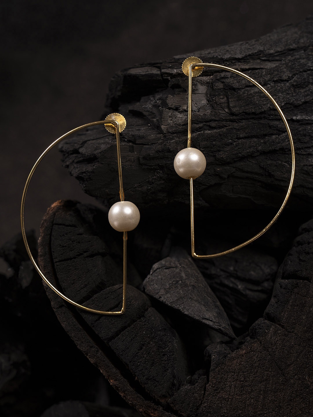 

Shoshaa Gold-Plated Geometric Drop Earrings