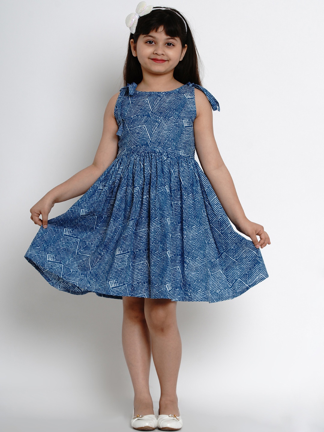 

Bitiya by Bhama Girls Blue Printed Fit and Flare Dress