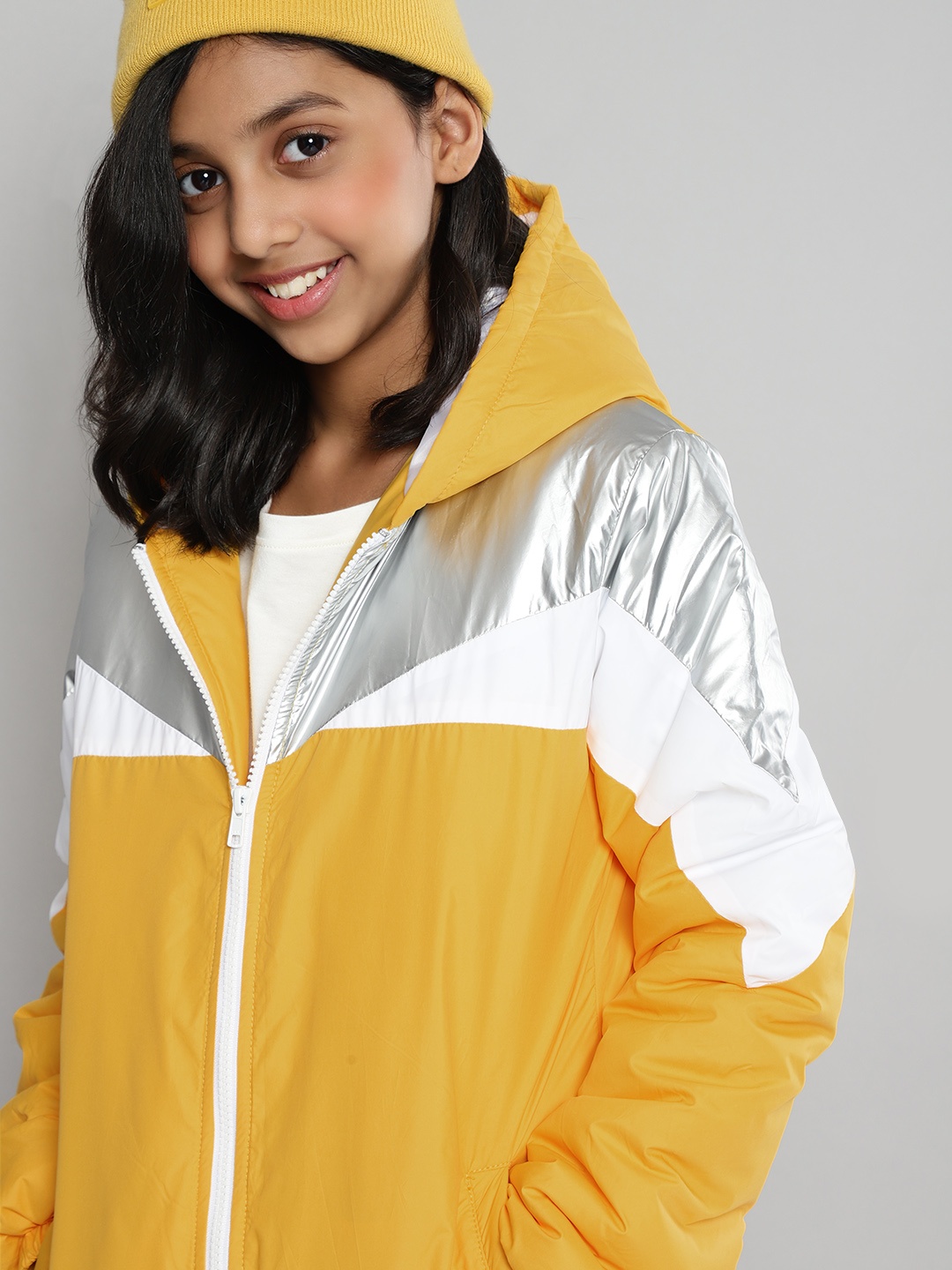 

YK Girls Yellow & Silver Colourblocked Padded Jacket