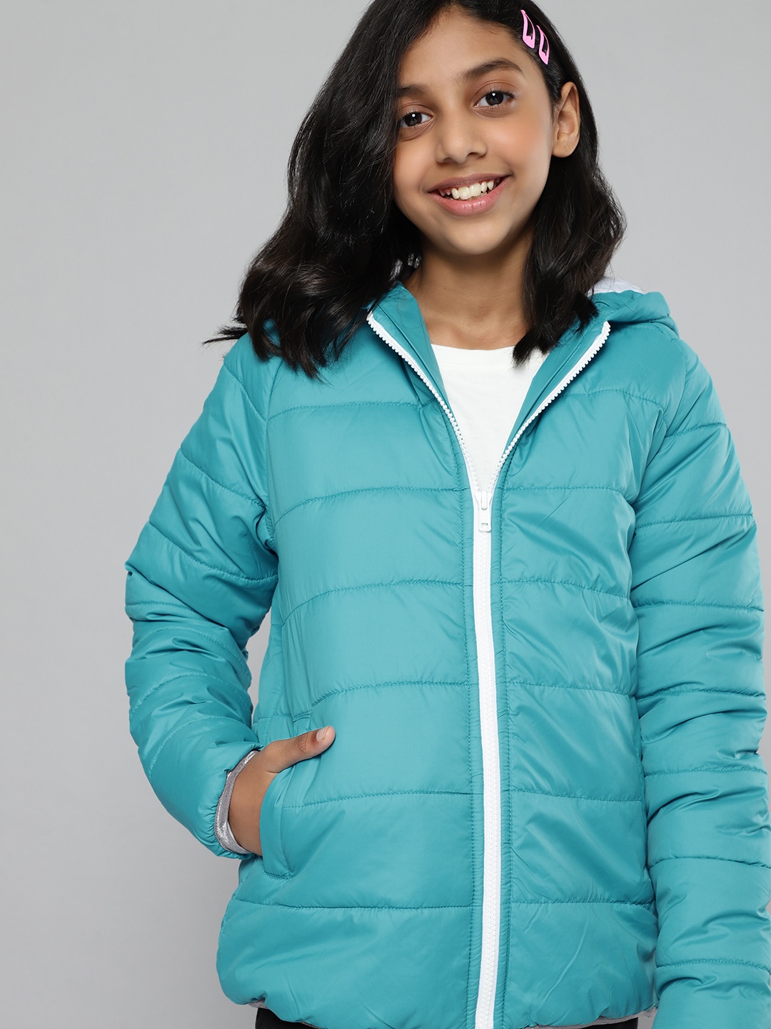 

YK Girls Blue Solid Quilted Jacket