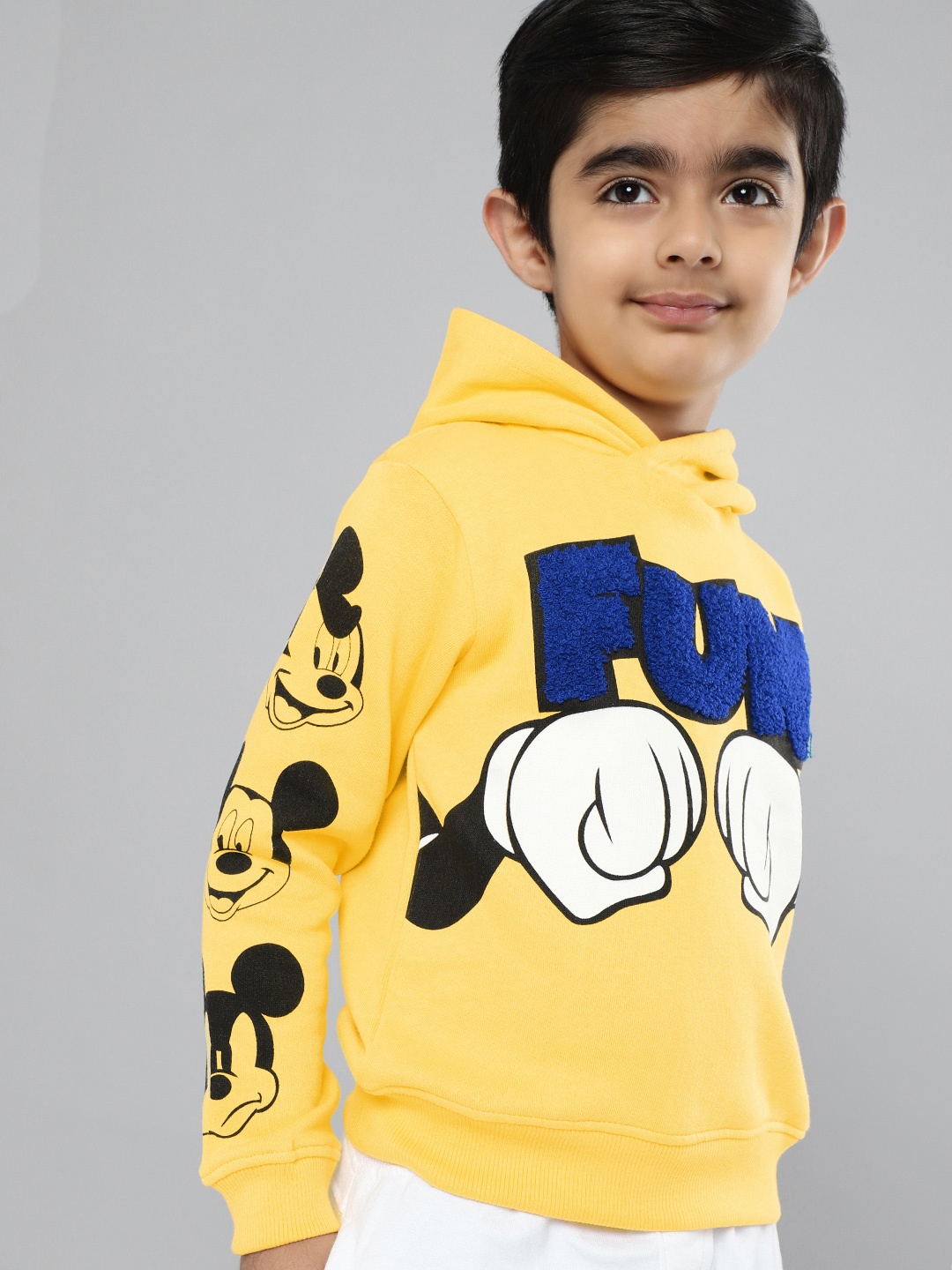 

YK Disney Boys Yellow & Black Printed Pure Cotton Hooded Sweatshirt