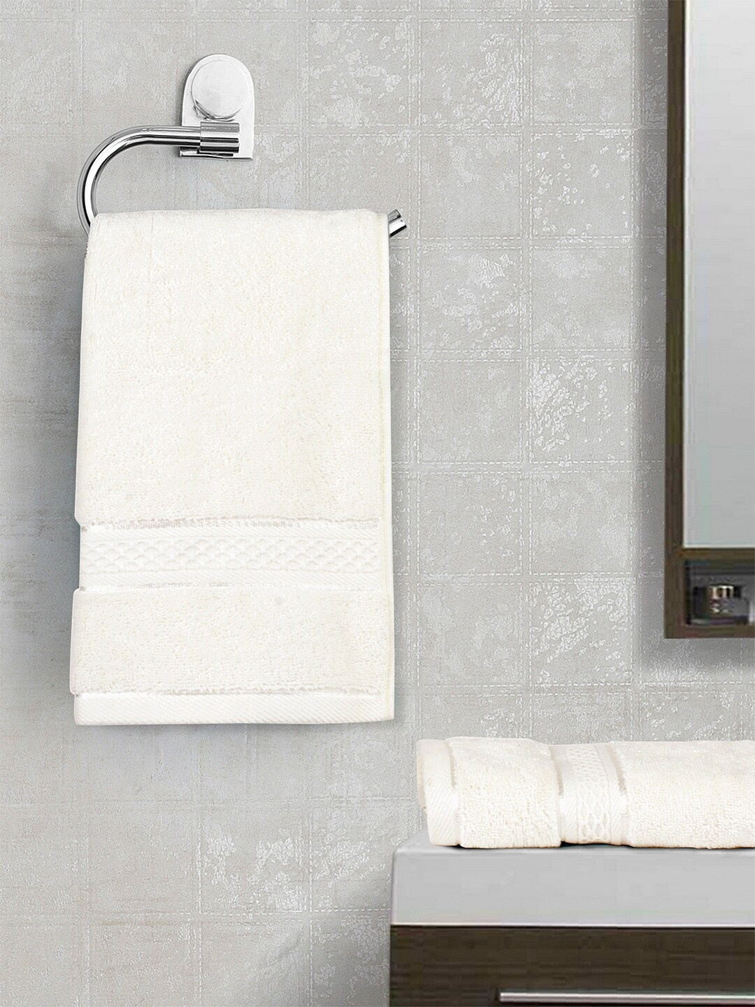 

Trident Unisex Set Of 2 Cream-Coloured Solid 600 GSM Indulgence Hand Towels