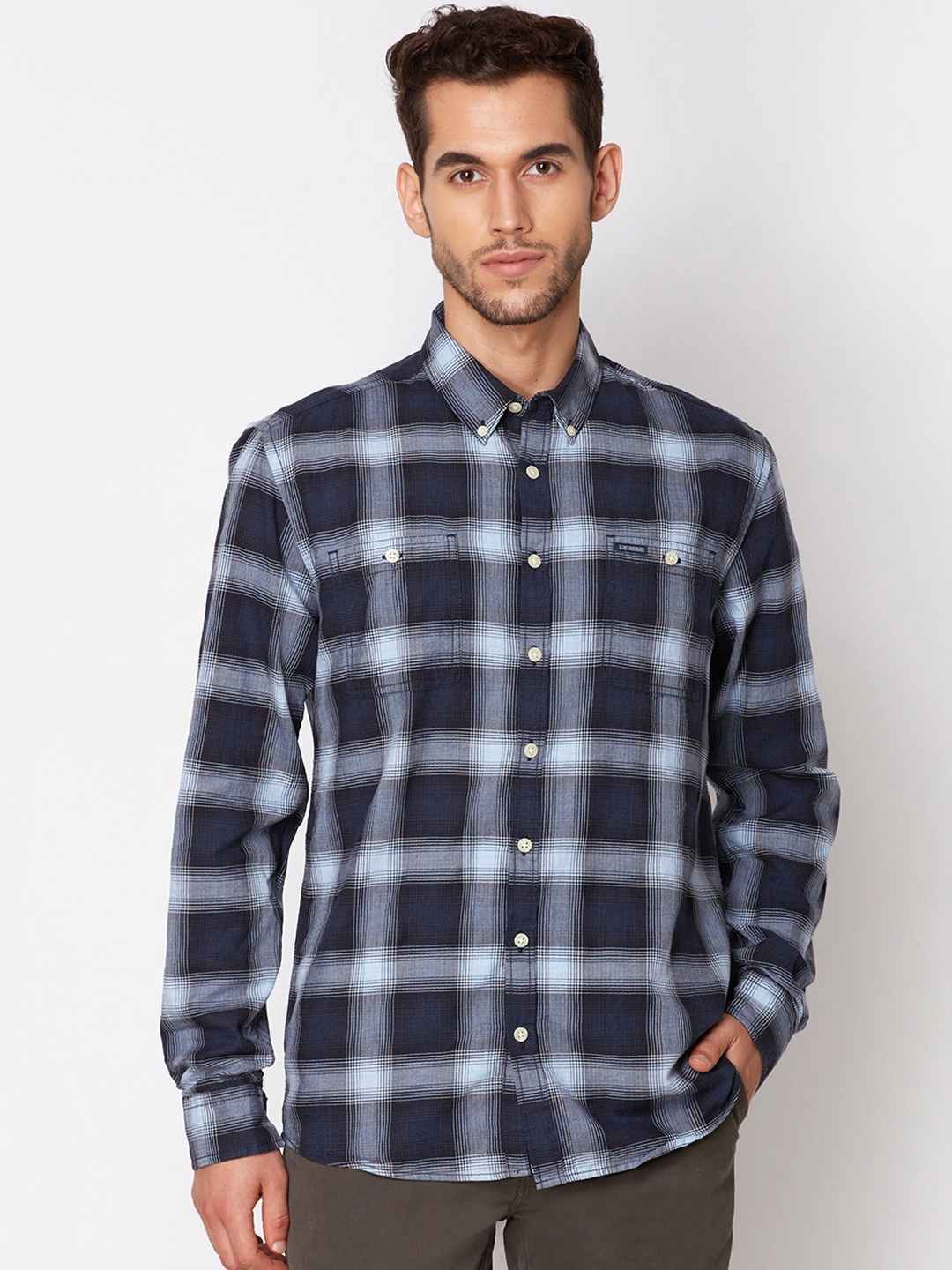 

LINDBERGH Men Navy Blue & White Regular Fit Checked Casual Shirt