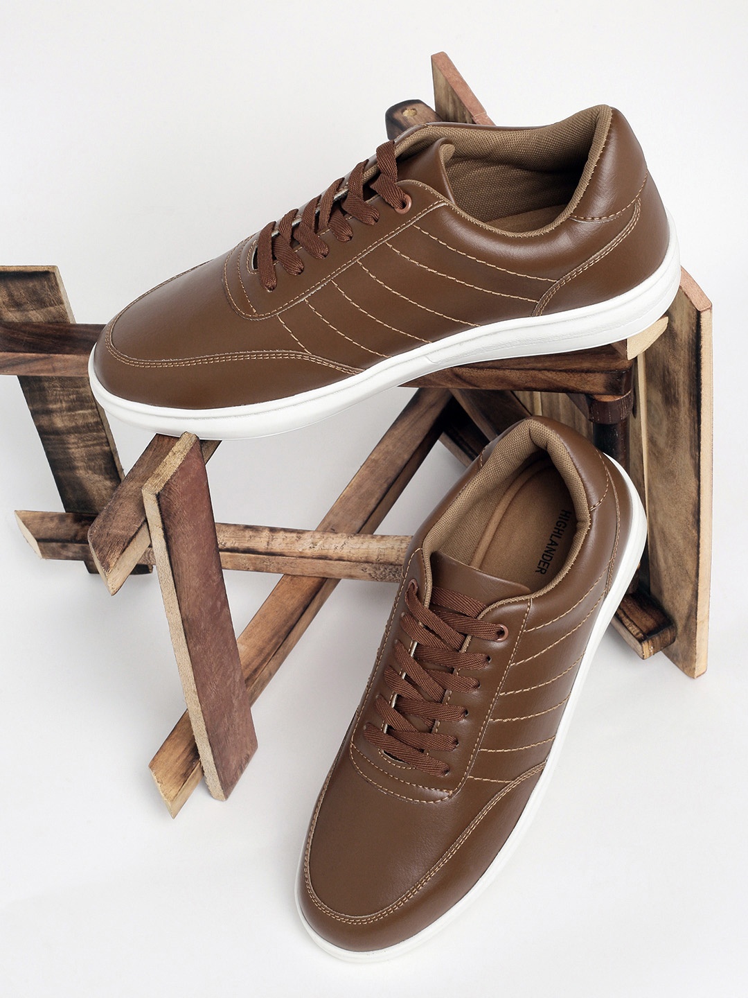 

HIGHLANDER Men PU Lace-Up Sneakers, Tan