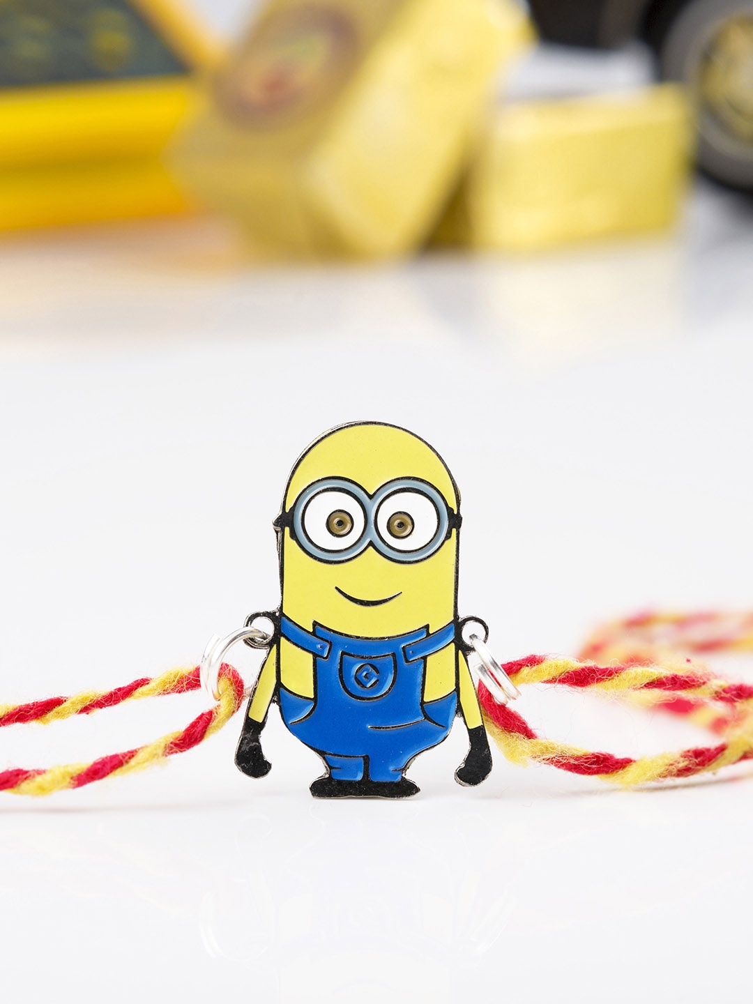 

Bigsmall Yellow & Blue Metal Brass-Plated Stuart Minion Rakhi