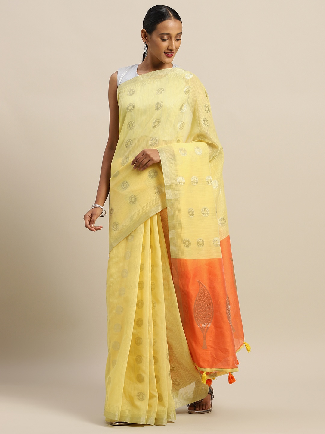 

SANGAM PRINTS Yellow & Silver-Toned Linen Blend Woven Design Kota Saree