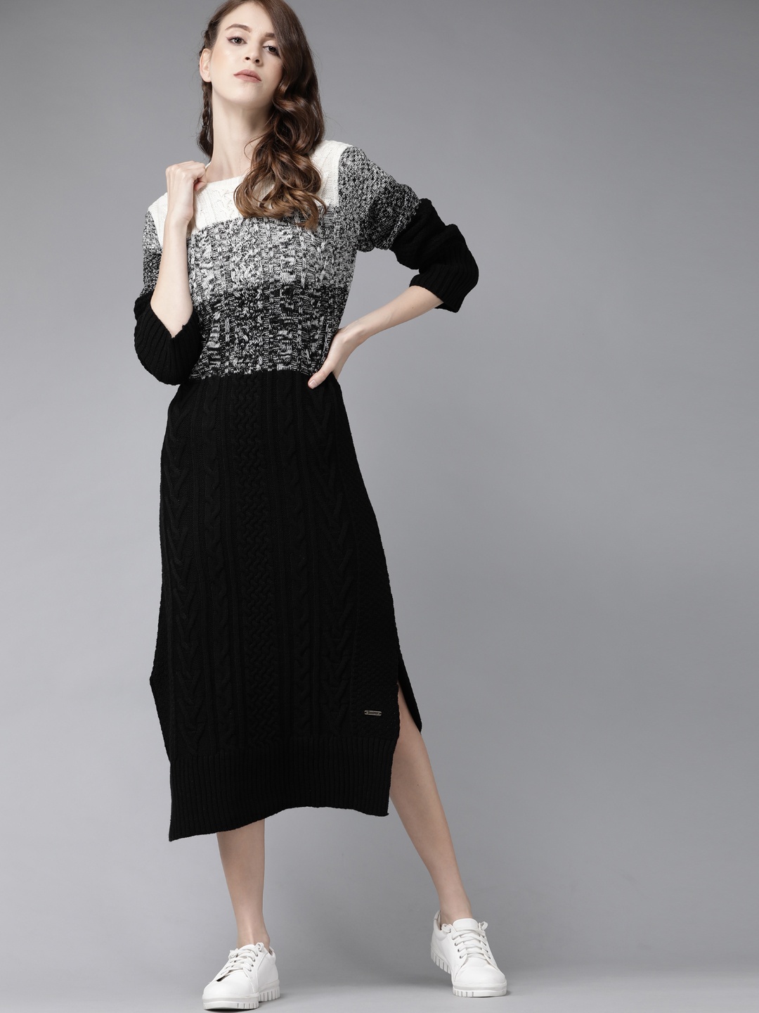 

Roadster Women Black & Off-White Colourblocked Jumper Dress