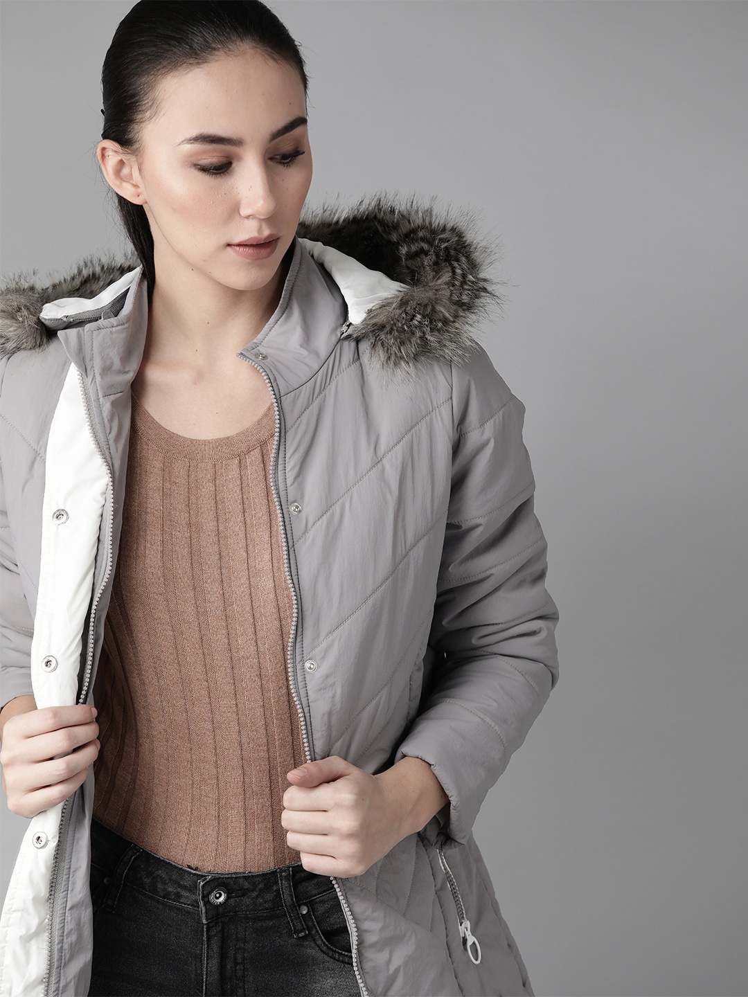 

Roadster Women Grey Solid Hooded Parka Jacket