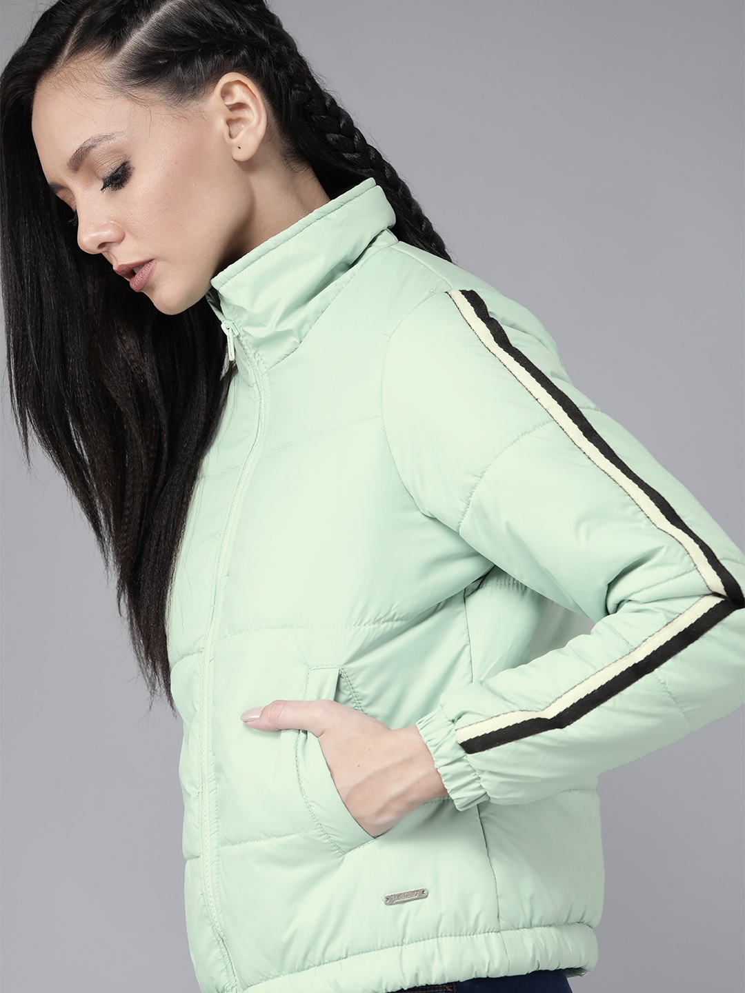 

Roadster Women Sea Green Solid Padded Jacket