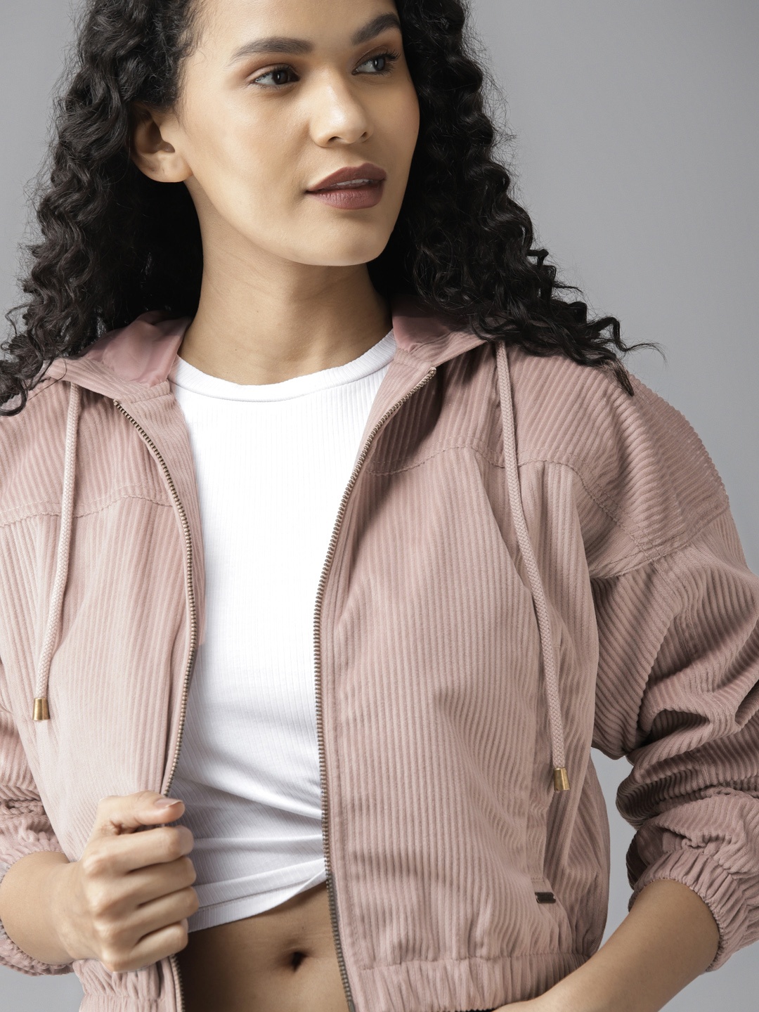 

Roadster Women Mauve Solid Corduroy Tailored Jacket
