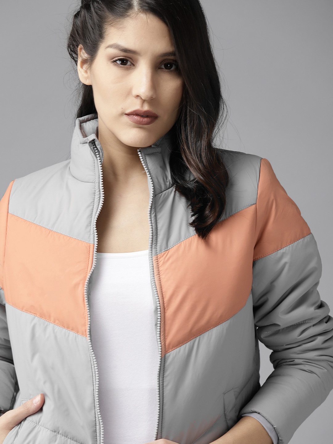 

Roadster Women Grey & Peach-Coloured Colourblocked Detail Padded Jacket