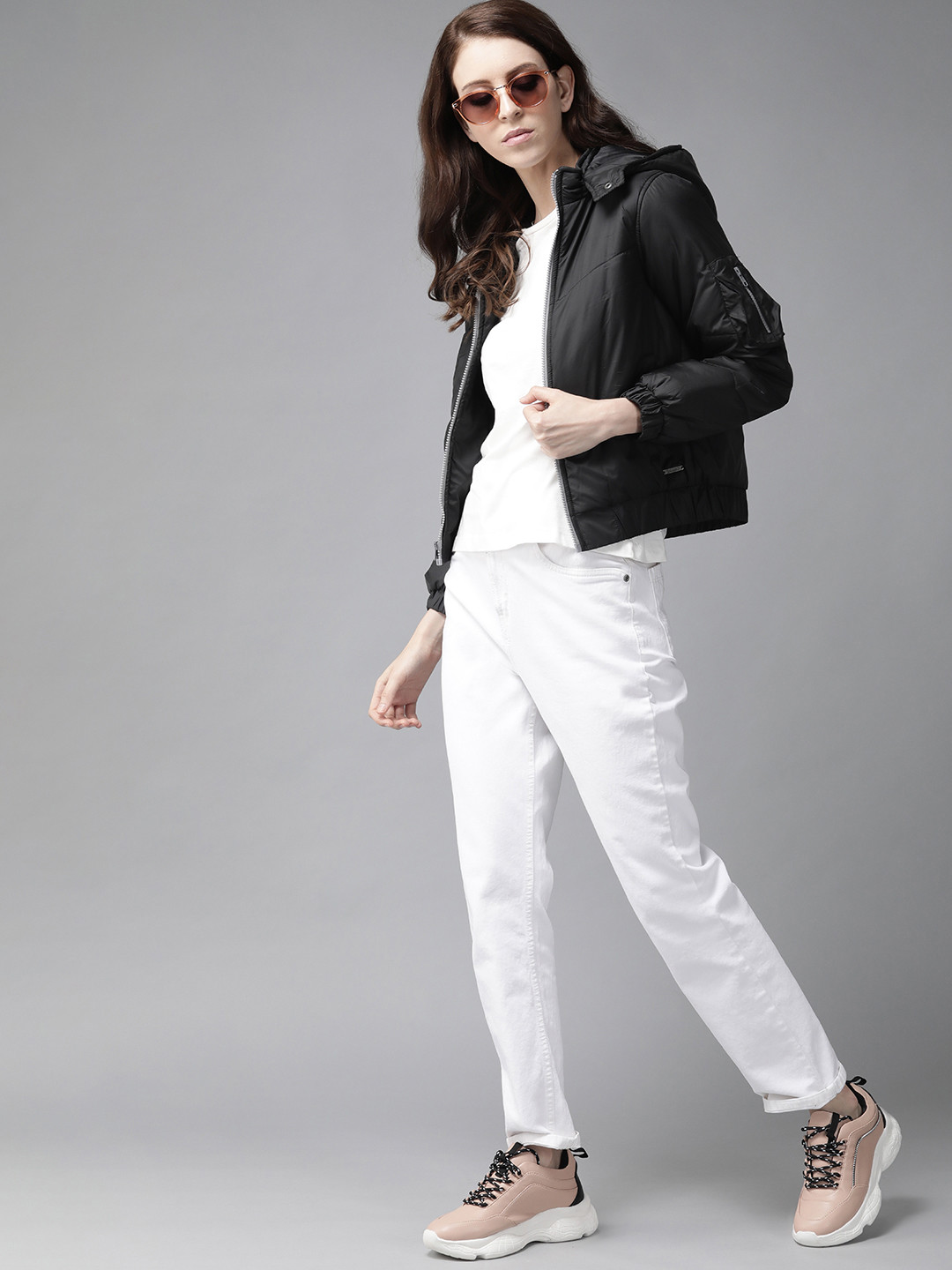 

Roadster Women Black Solid Hooded Padded Jacket