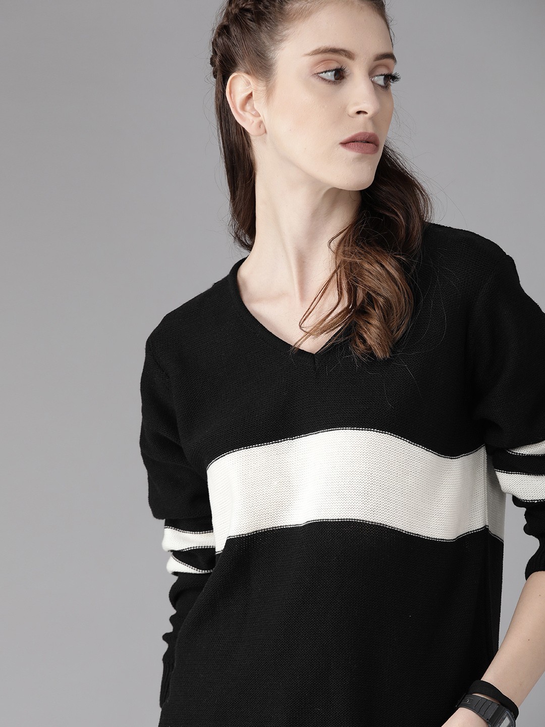 

Roadster Women Black & White Colourblocked Pullover Sweater