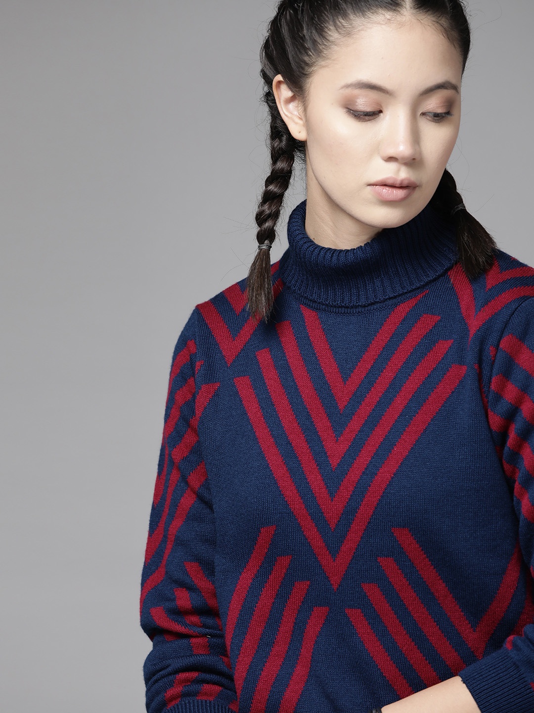 

Roadster Women Navy and Red Self Design Pullover Sweater, Navy blue