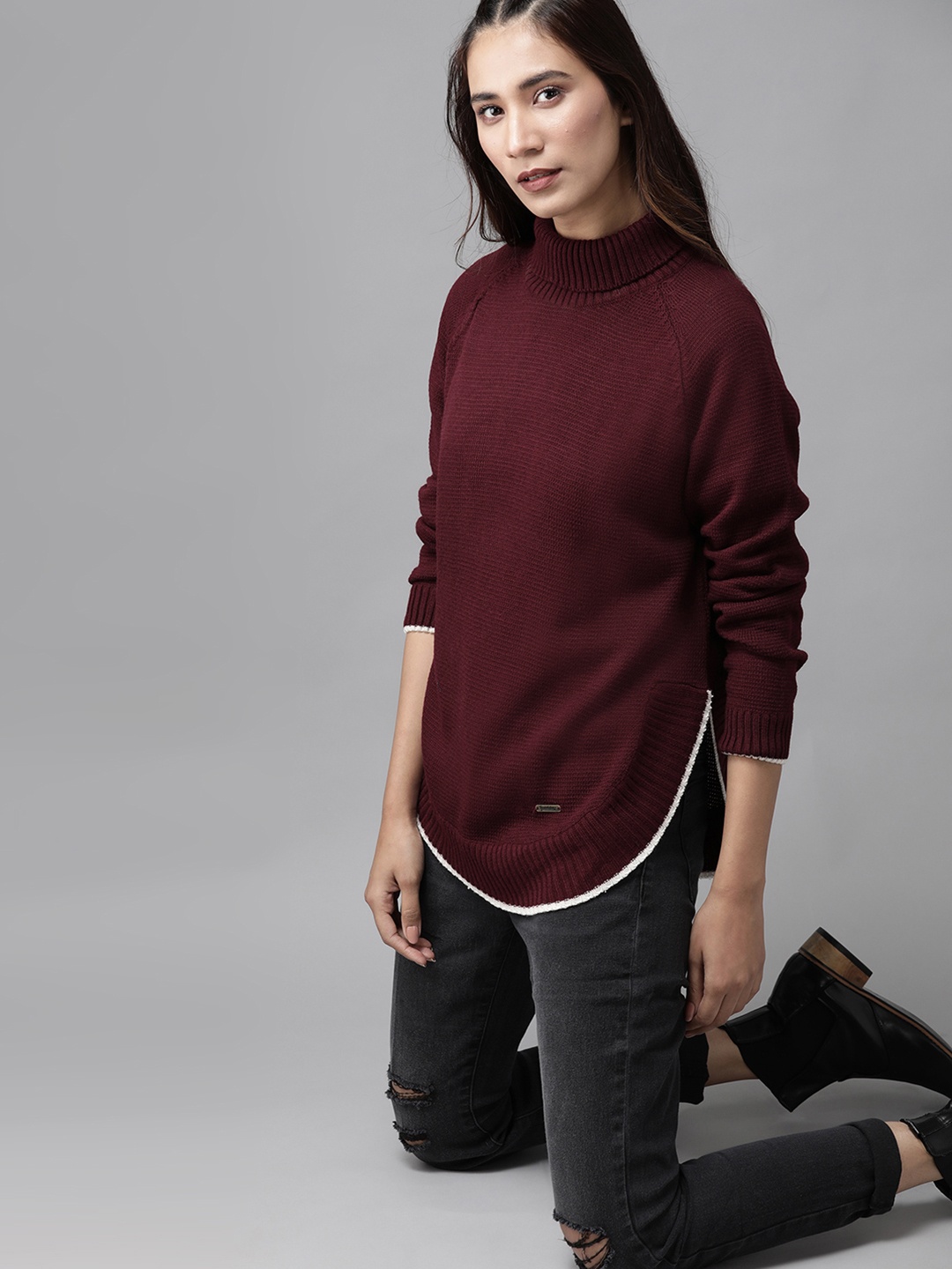 

Roadster Women Maroon Solid Pullover Sweater