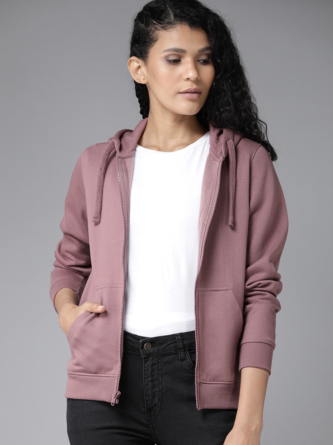 

Roadster Women Mauve Solid Hooded Sweatshirt