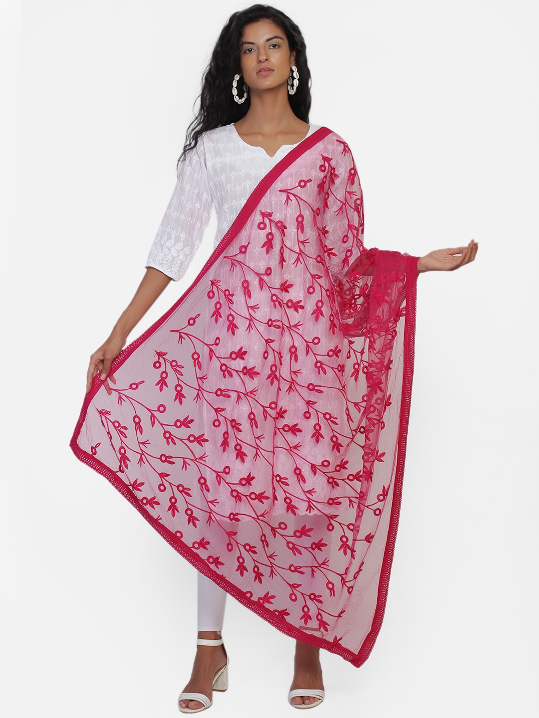 

amraoo Fuchsia Embroidered Dupatta