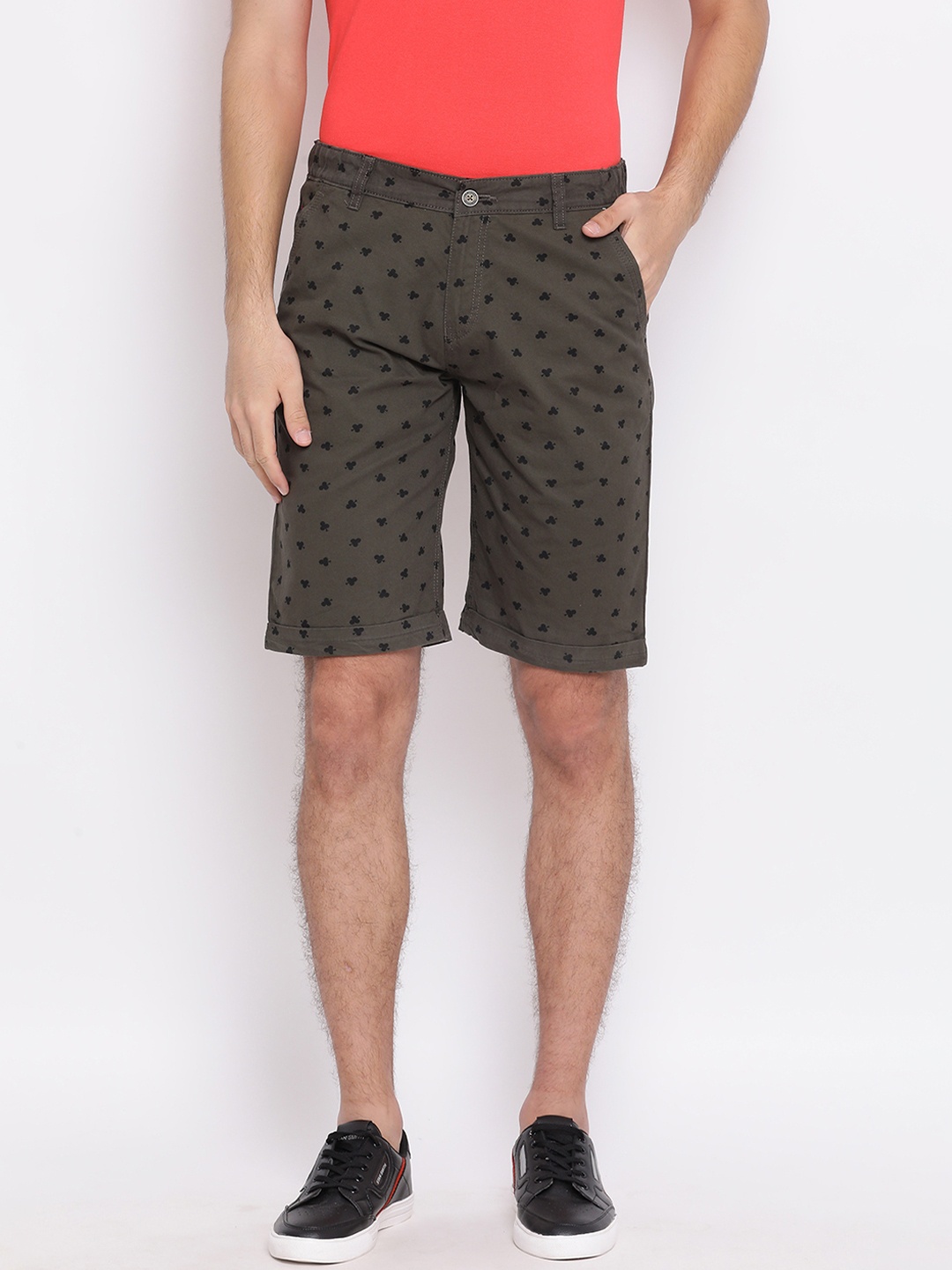 

Crimsoune Club Men Grey & Black Printed Slim Fit Chino Shorts