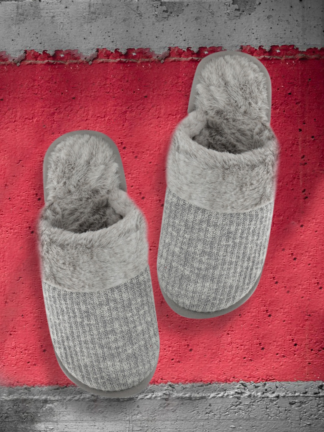 

Roadster Women Grey Melange Self Striped Room Slippers with Faux Fur Detail