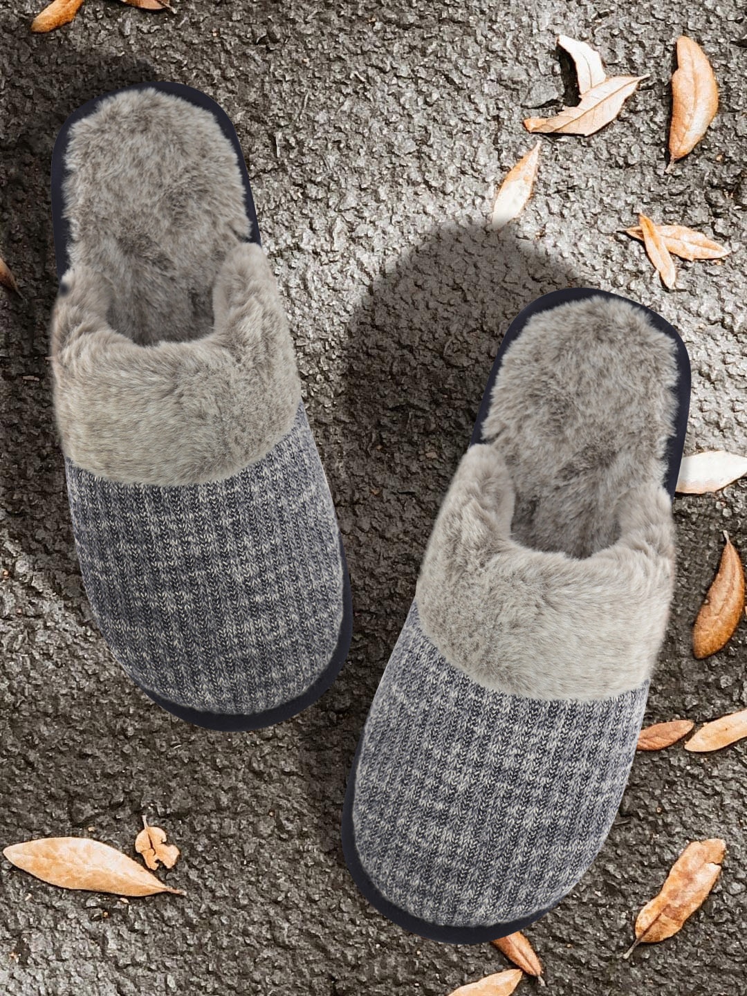 

Roadster Women Navy Blue & Off-White Woven Design Room Slippers with Faux Fur Detail