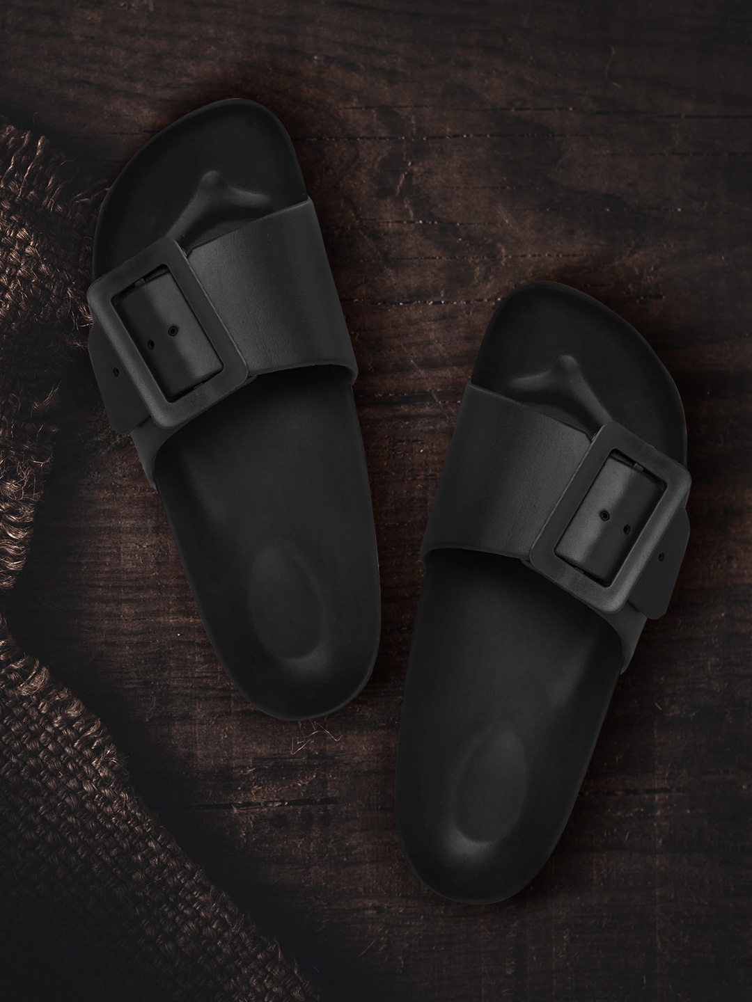 

Roadster Women Black Solid Sliders with Buckle Detail