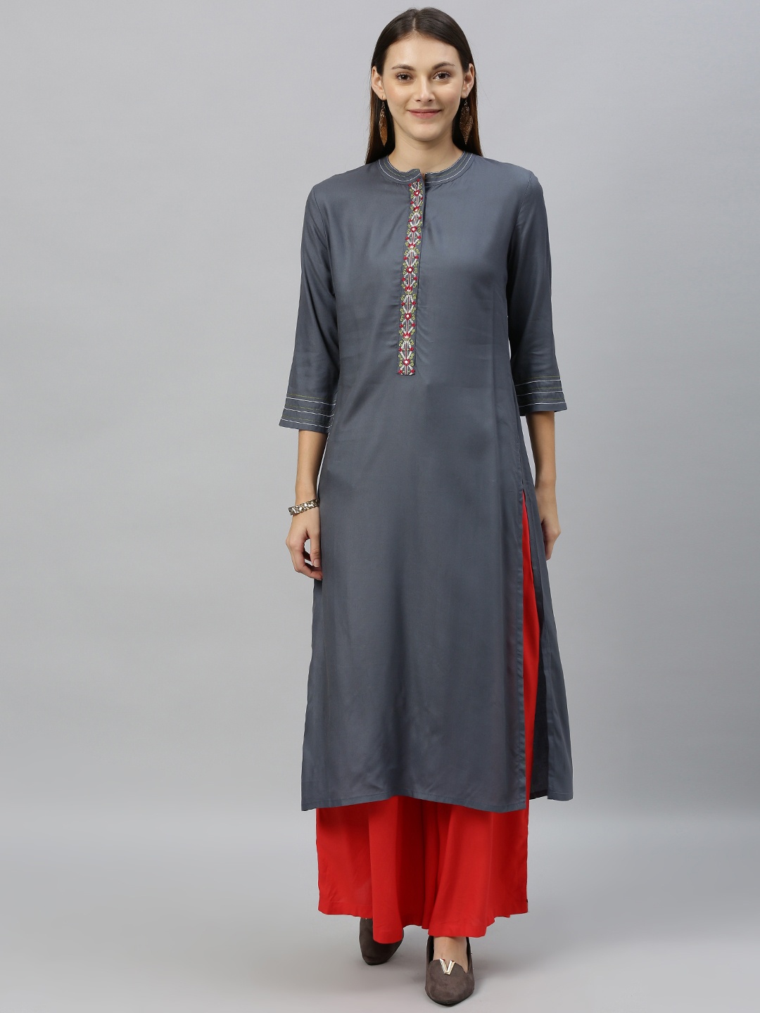 

Anouk Women Grey Solid Straight Kurta with Embroidered Detail