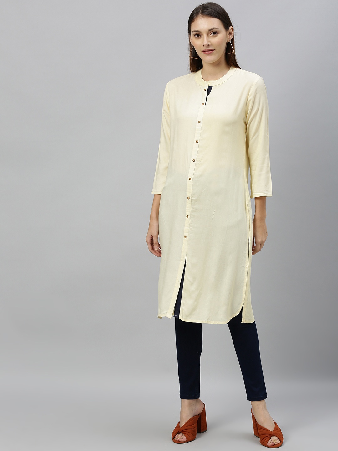 

Anouk Women Cream-Coloured Solid Straight Kurta