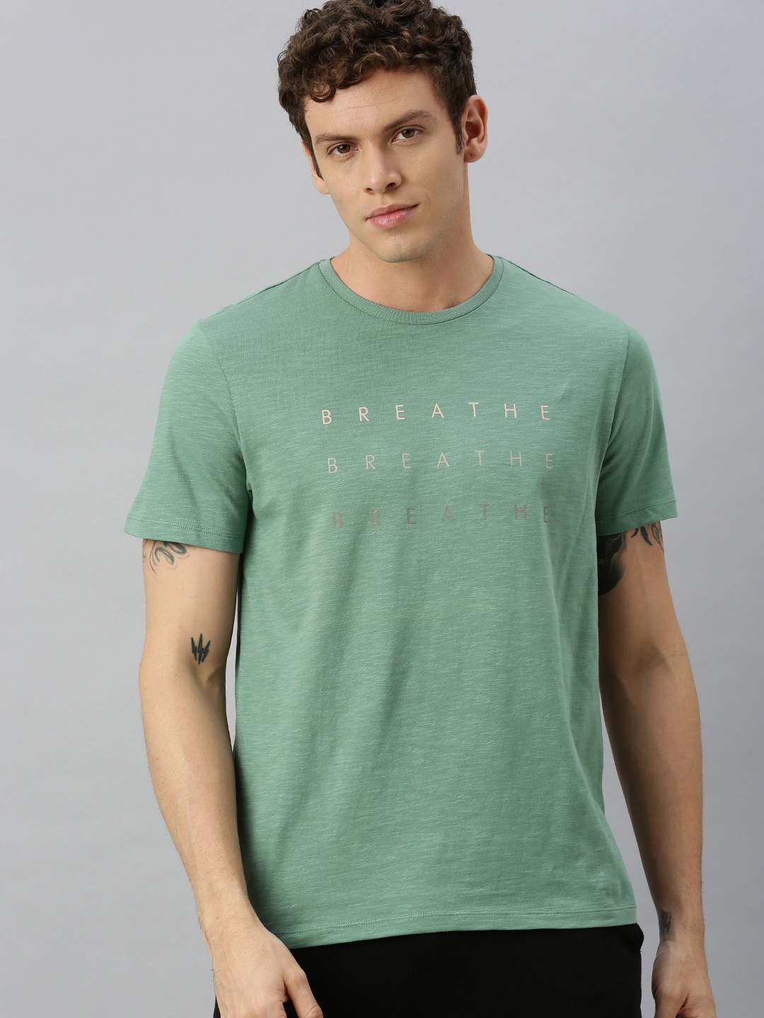 

HRX by Hrithik Roshan Men Green Printed Bio-Wash Yoga Tshirt, Sea green