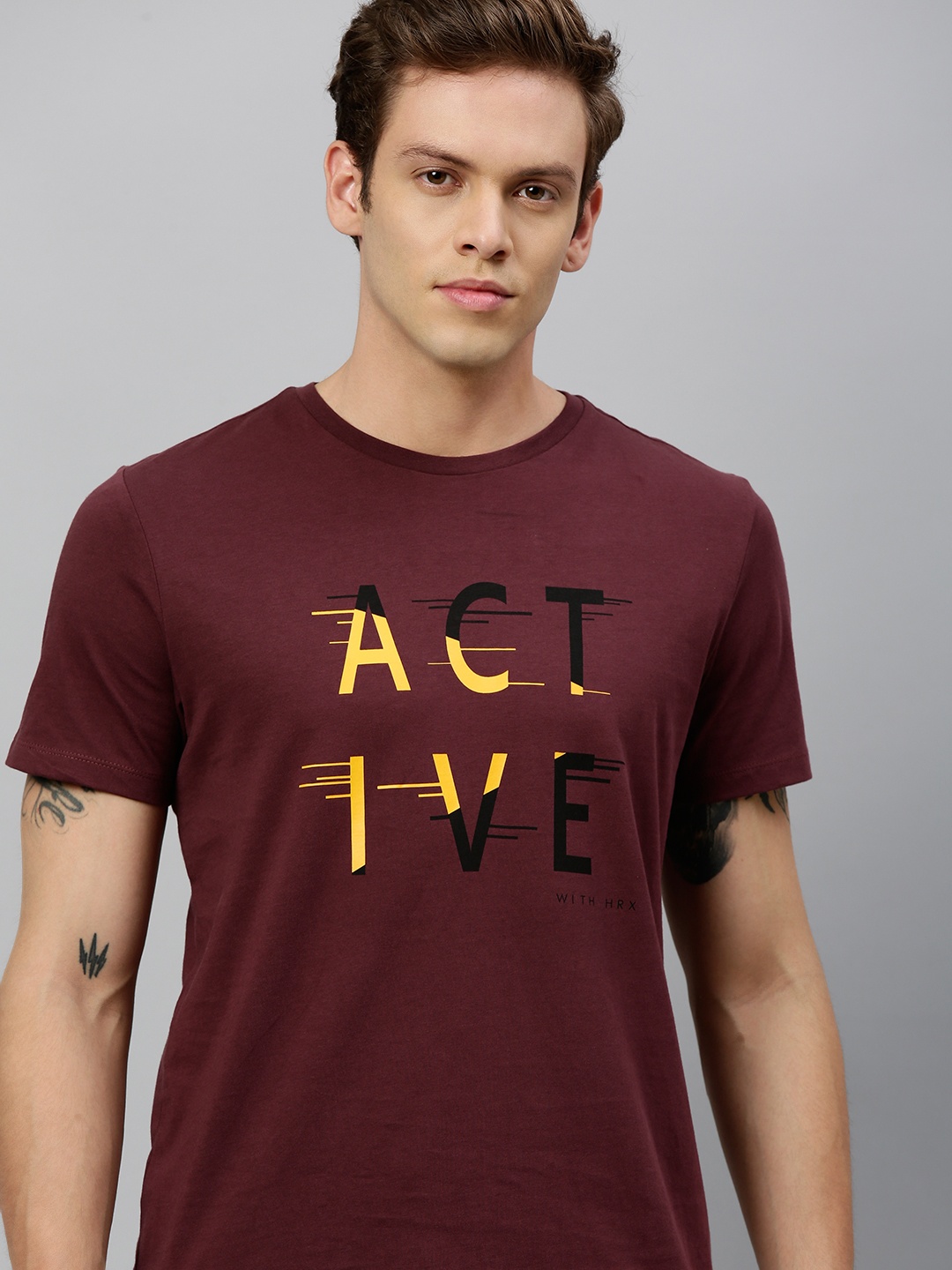 

HRX by Hrithik Roshan Men Sassatres Solid Bio-Wash Training Tshirt, Burgundy