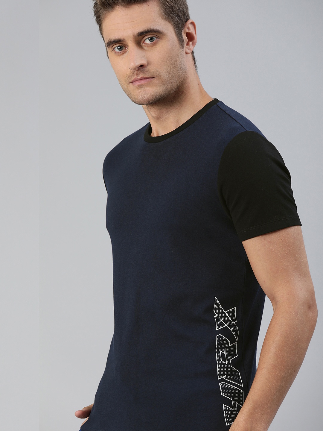 

HRX by Hrithik Roshan Men Navy Blue Solid Bio-Wash Lifestyle Tshirts