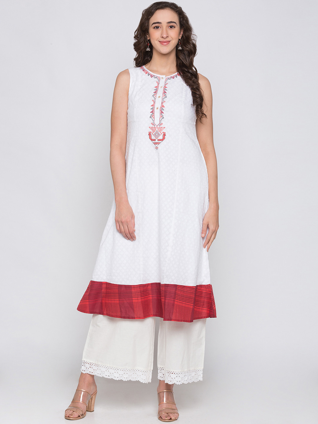 

Globus Women White Solid A-Line Kurta